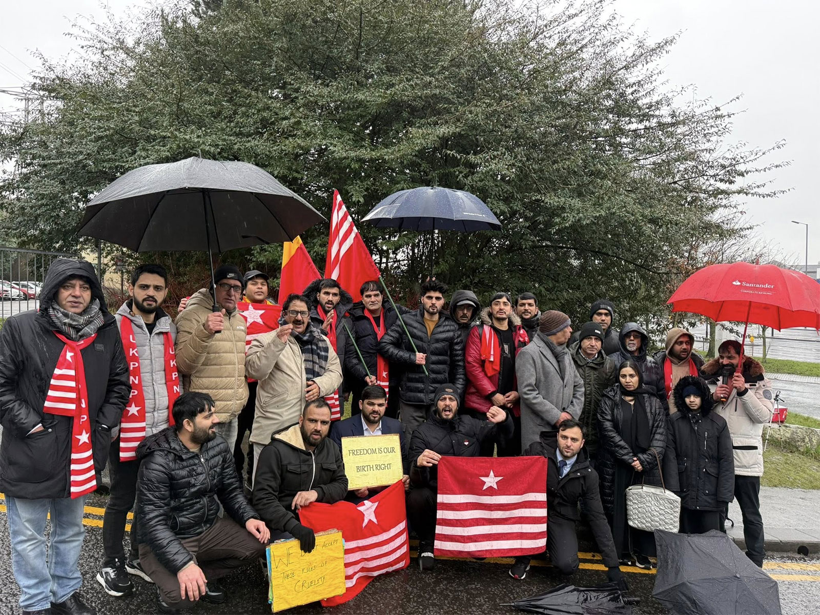 Visuals from the protest (Photo: Facebook@Sardar Tahir Khan) Visuals from the protest (Photo: Facebook@Sardar Tahir Khan)