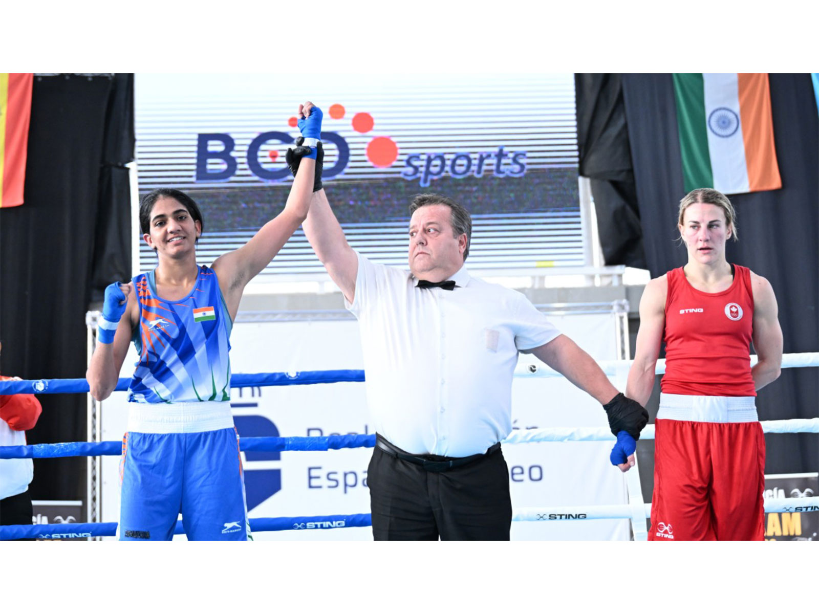 Nitu's hand raised after a win. (Photo: BFI)