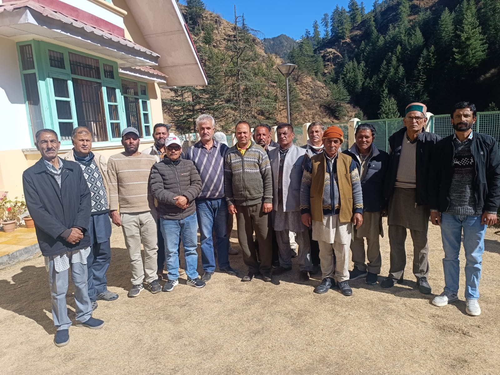 Himachal apple growers to protest on Feb 12 over FTA concerns (Photo/ANI)