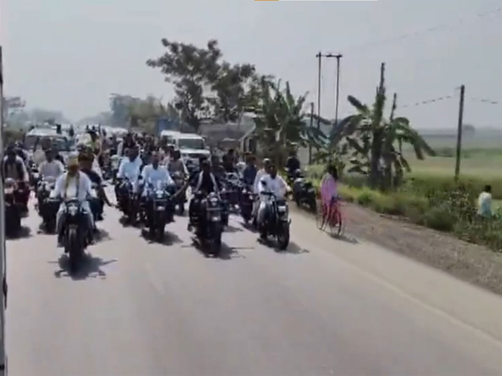 Humayun Kabir flags off Babri Yatra from Plassey in Nadia district. (Photo/ANI)