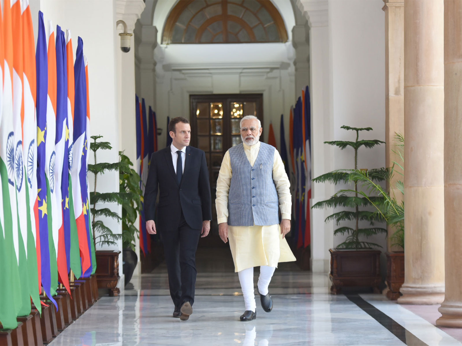 French President Emmanuel Macron with Prime Minister Narendra Modi (Photo/X/@FranceinIndia)