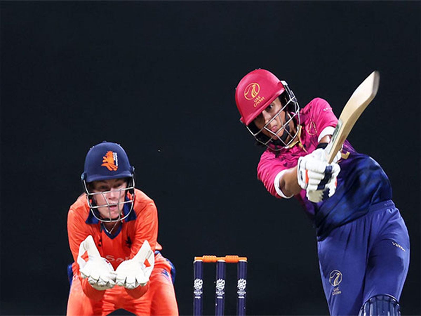 Esha Oza batting (Photo: ICC)
