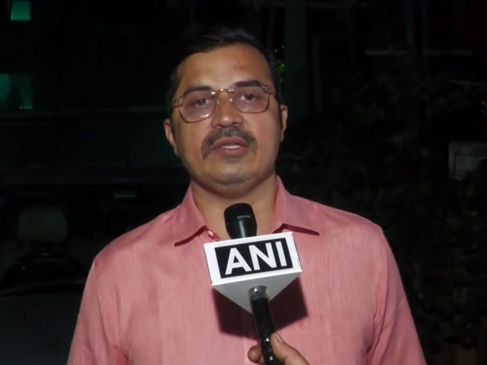 AIADMK spokesperson Kovai Sathyan (Photo/ANI)