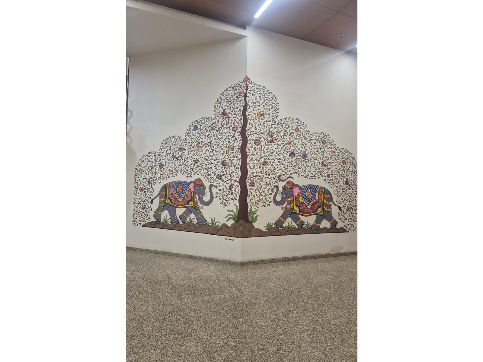 Cultural artefact in Gujarat Legislative Assembly (Photo/Gujarat CMO)