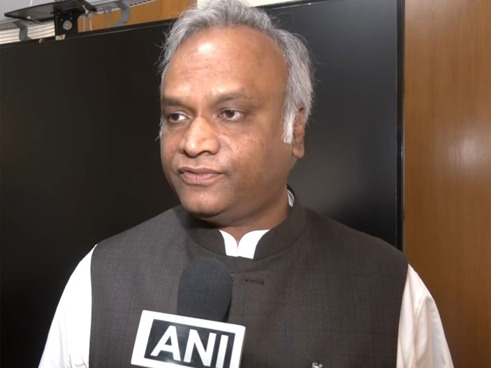 Congress leader and Karnataka Minister Priyank Kharge (Photo/ANI)