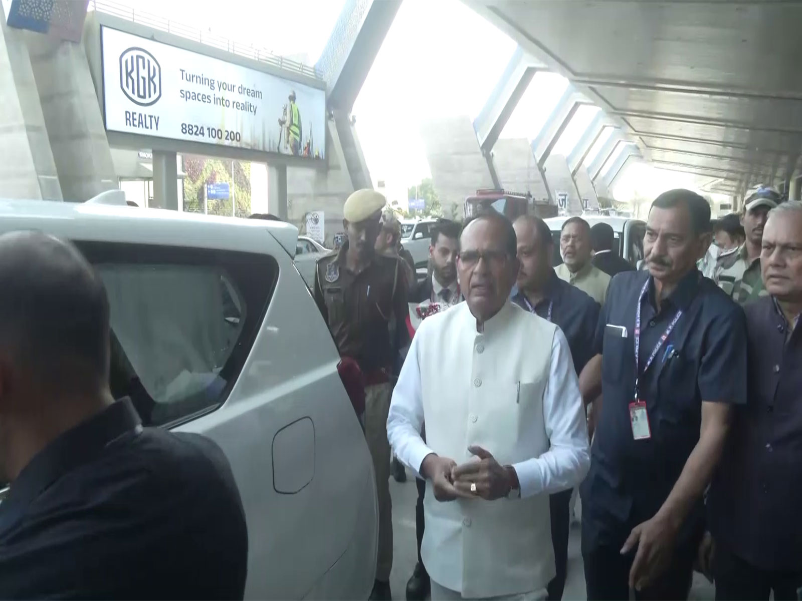 Union Minister Shivraj Singh Chouhan arrives in Jaipur to launch Bharat-VISTAAR (Photo/ANI)