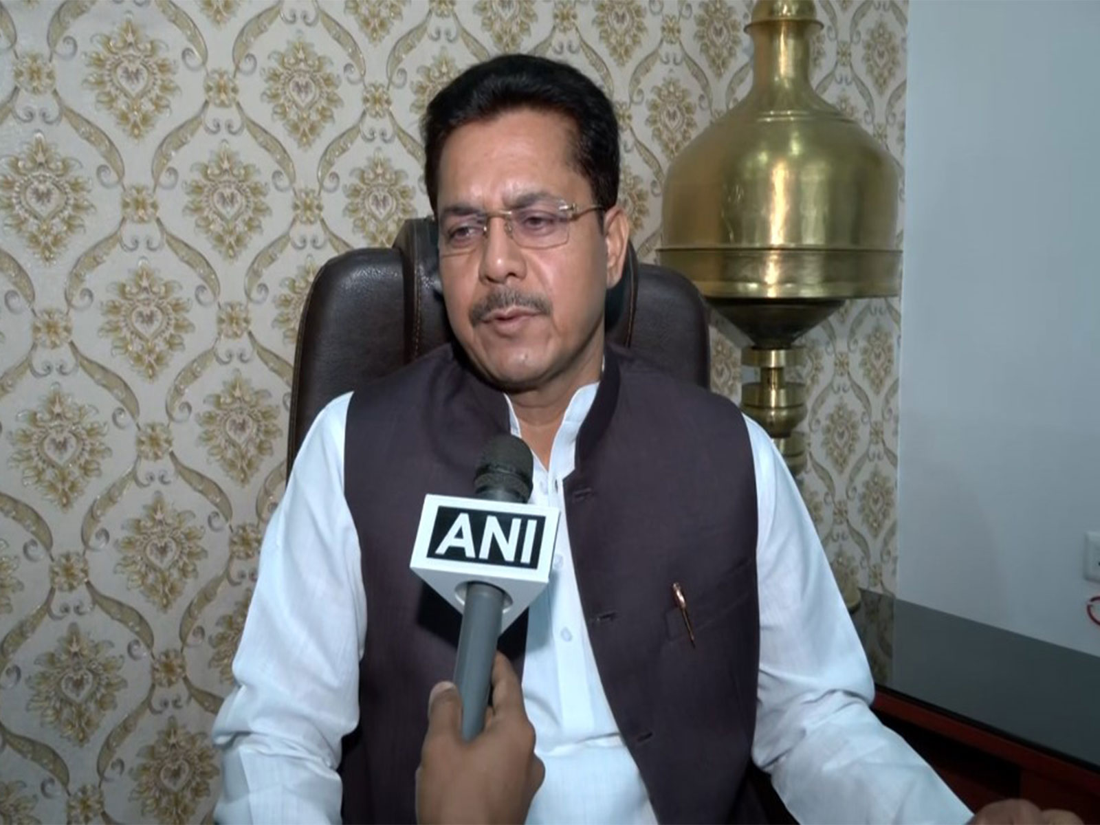 Former Assam Congress President Bhupen Kumar Borah (Photo/ANI)