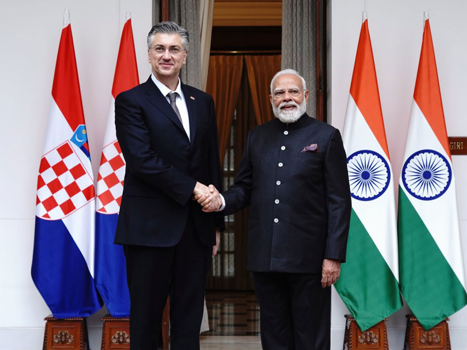 Prime Minister Narendra Modi and Croatia PM Andrej Plencovic. (Photo/@MEAIndia)