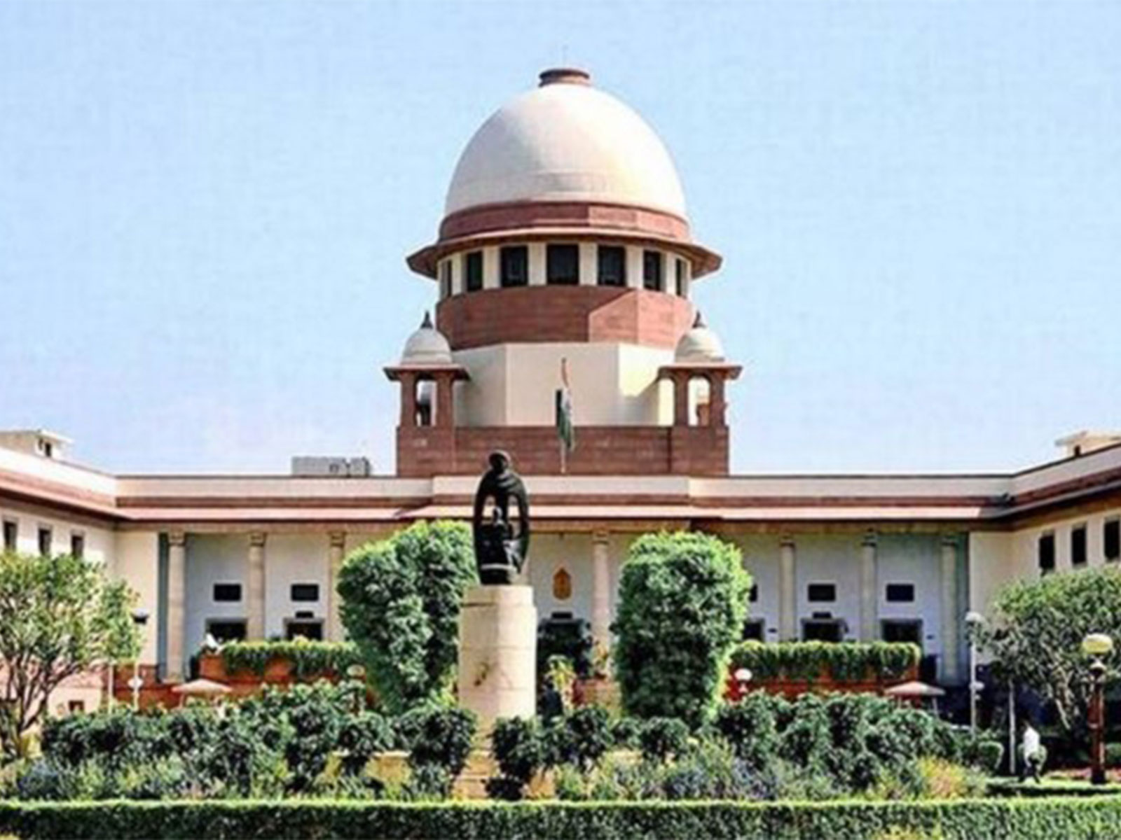 
    Largesse hampering economic growth: SC censures freebie schemes
    