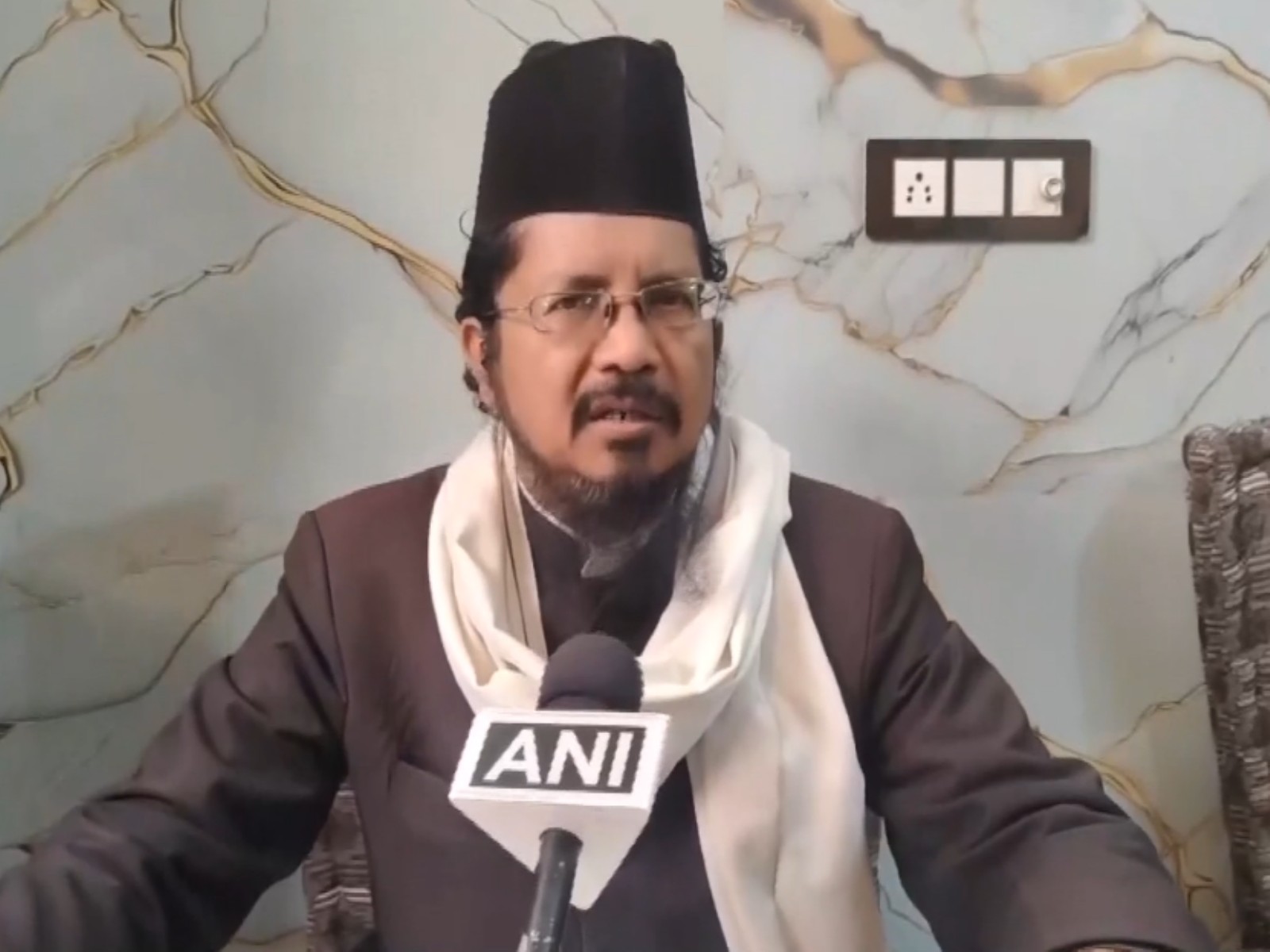 All India Muslim Jamaat President Maulana Shahabuddin Razvi Bareilvi (Photo/ANI) All India Muslim Jamaat President Maulana Shahabuddin Razvi Bareilvi (Photo/ANI)