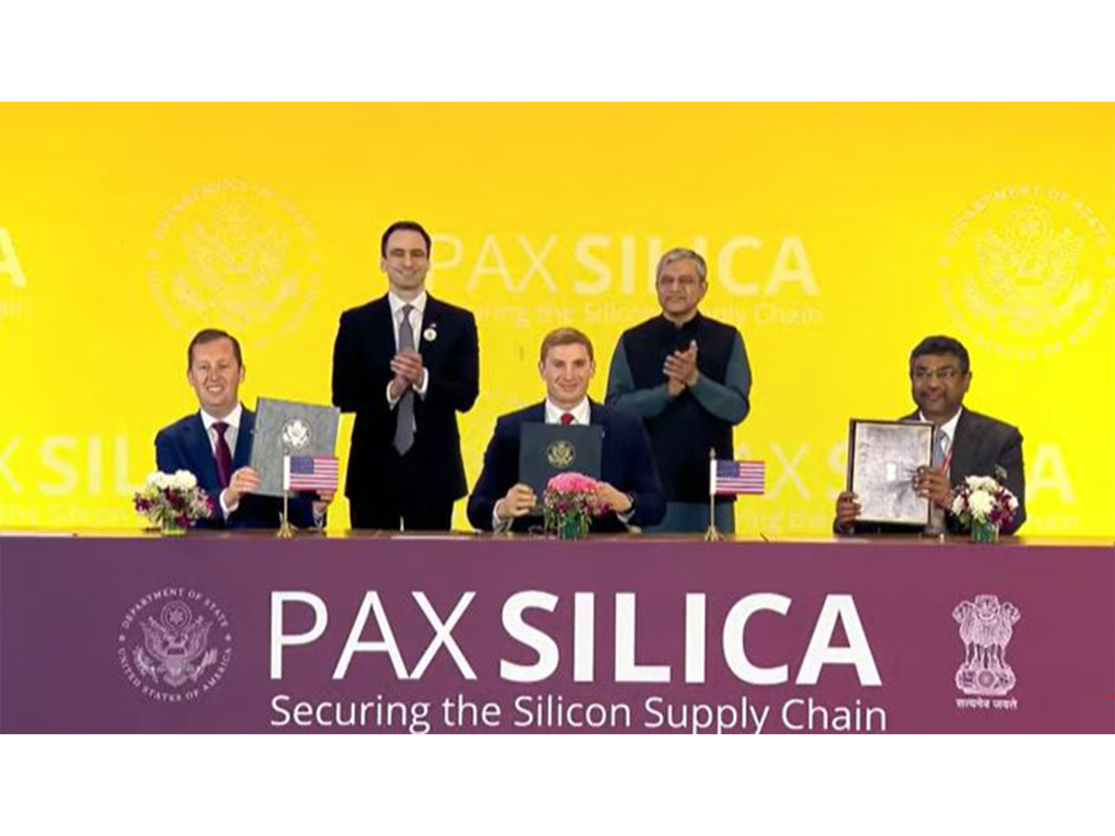 India signs the Pax Silica declaration (Photo/ DD News Youtube)