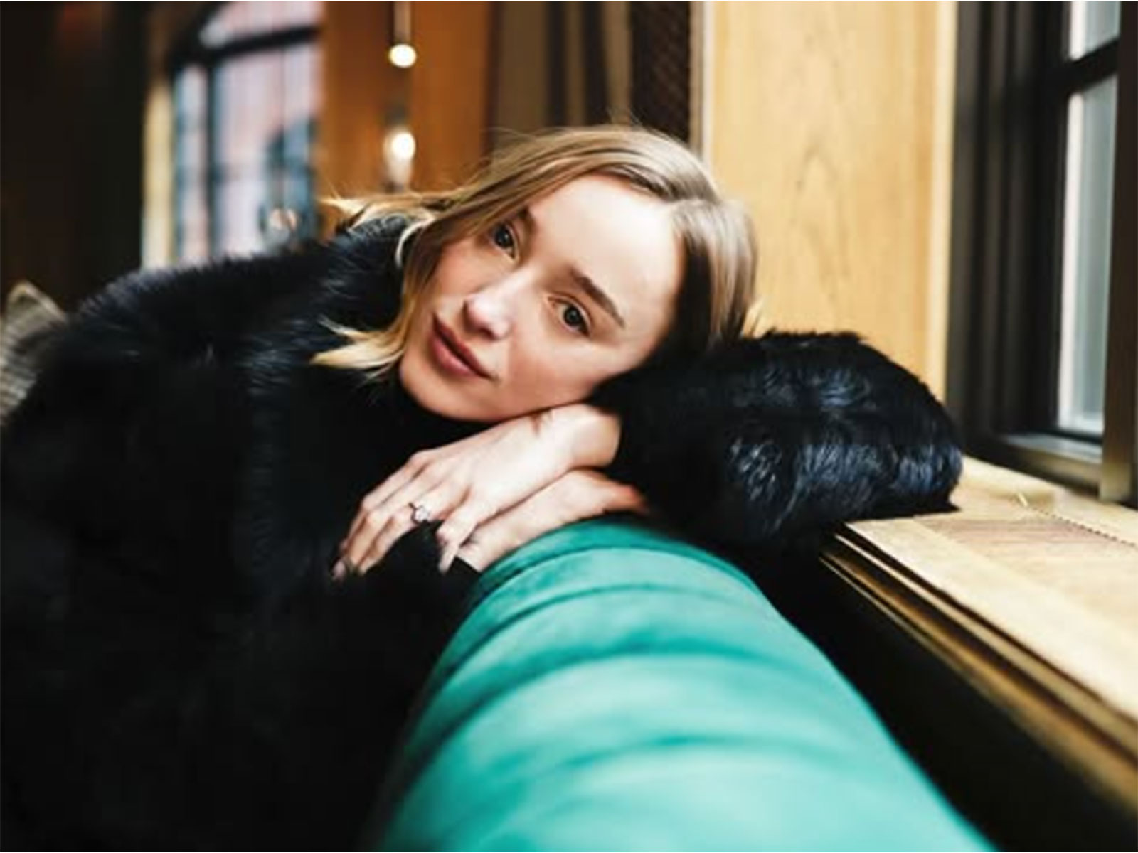 Phoebe Dynevor (Photo/Instagram/@phoebedynevor)