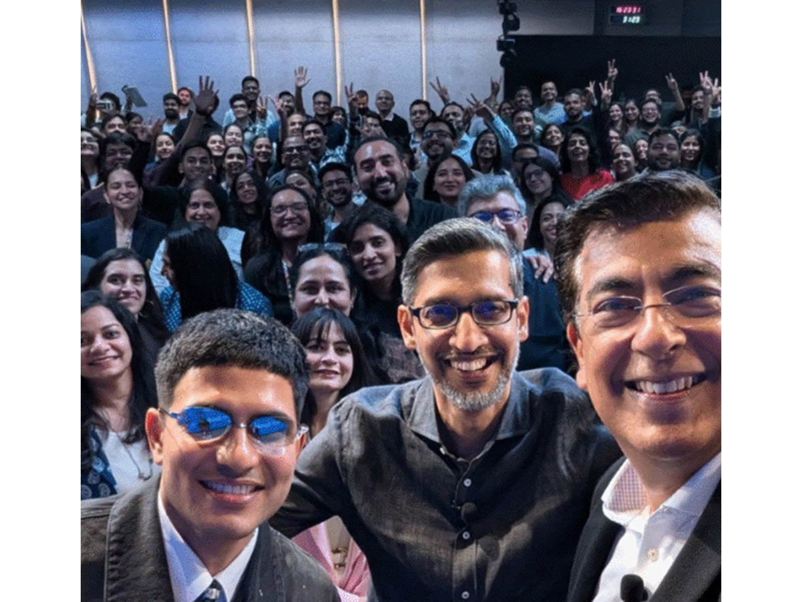 Sundar Pichai meets Shubman Gill (Photo: Instagram/sundarpichai)