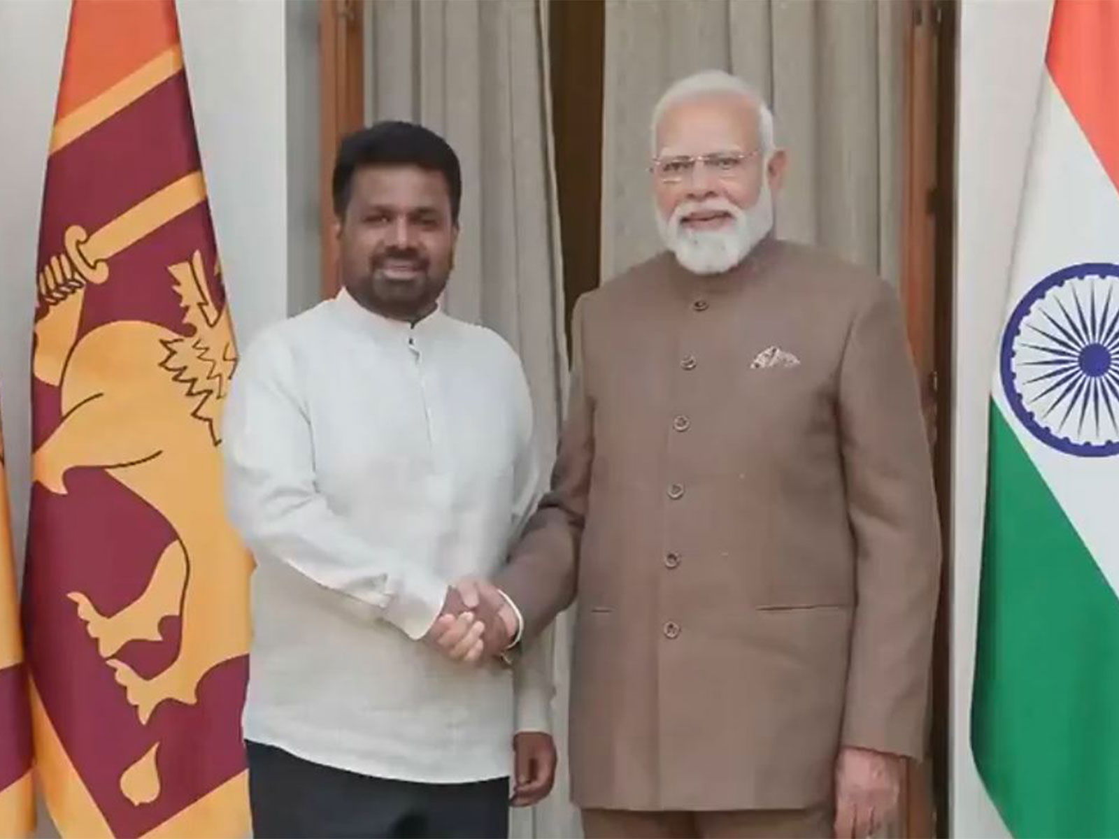 Prime Minister Narendra Modi with Sri Lankan President Anura Kumara Disanayaka (Photo/ANI) Prime Minister Narendra Modi with Sri Lankan President Anura Kumara Disanayaka (Photo/ANI)