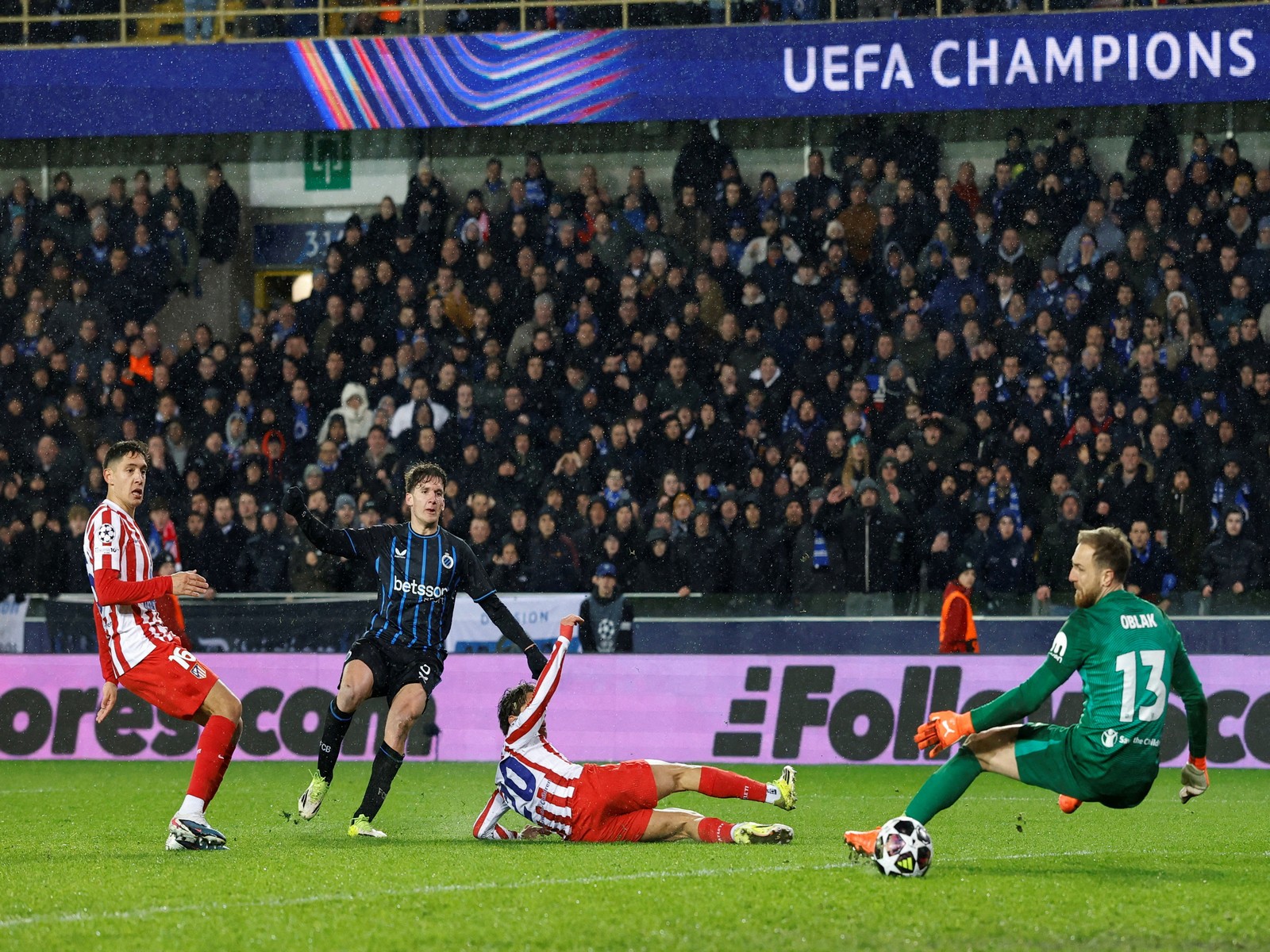 Club Brugge and Atletico Madrid players in action (Photo: Reuters) Club Brugge and Atletico Madrid players in action (Photo: Reuters)