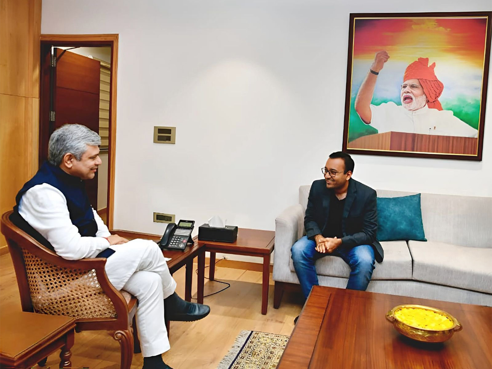 Ashwini Vaishnaw meets Ather Energy CEO Tarun Mehta 