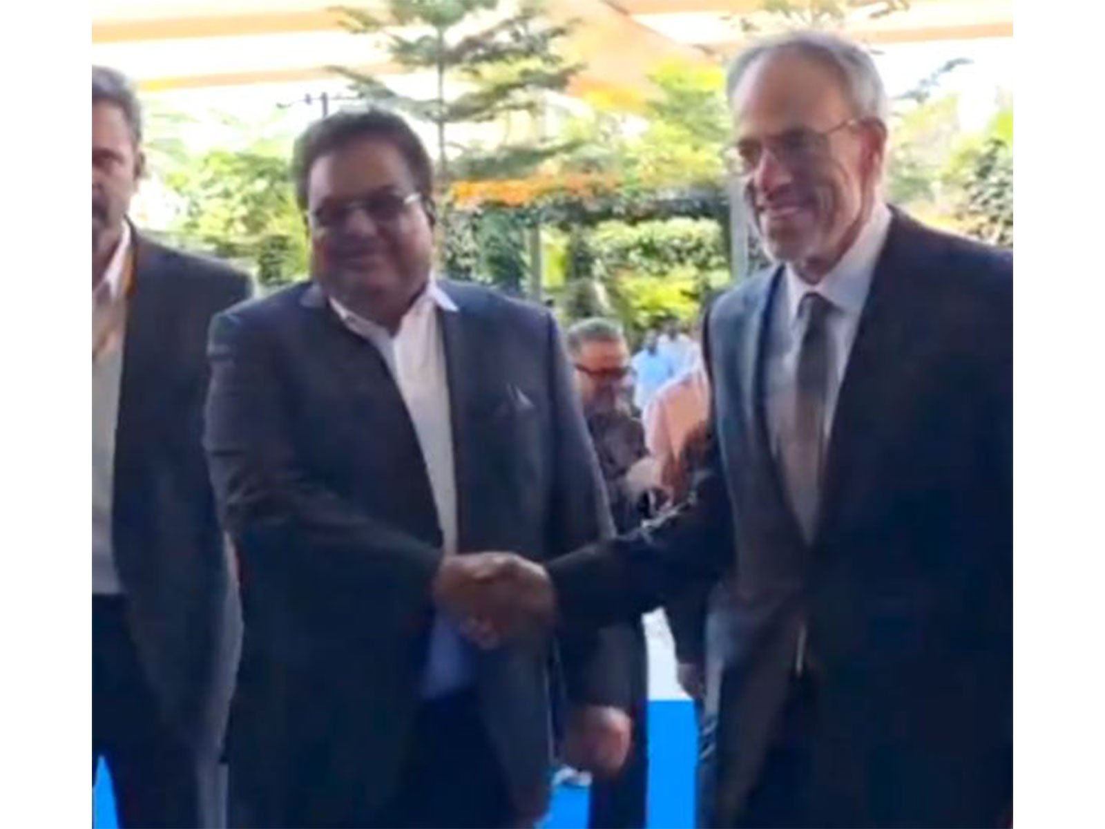 Karnataka Industry Minister MB Patil at Amazon's new Bengaluru office (Photo/@MBPatil)