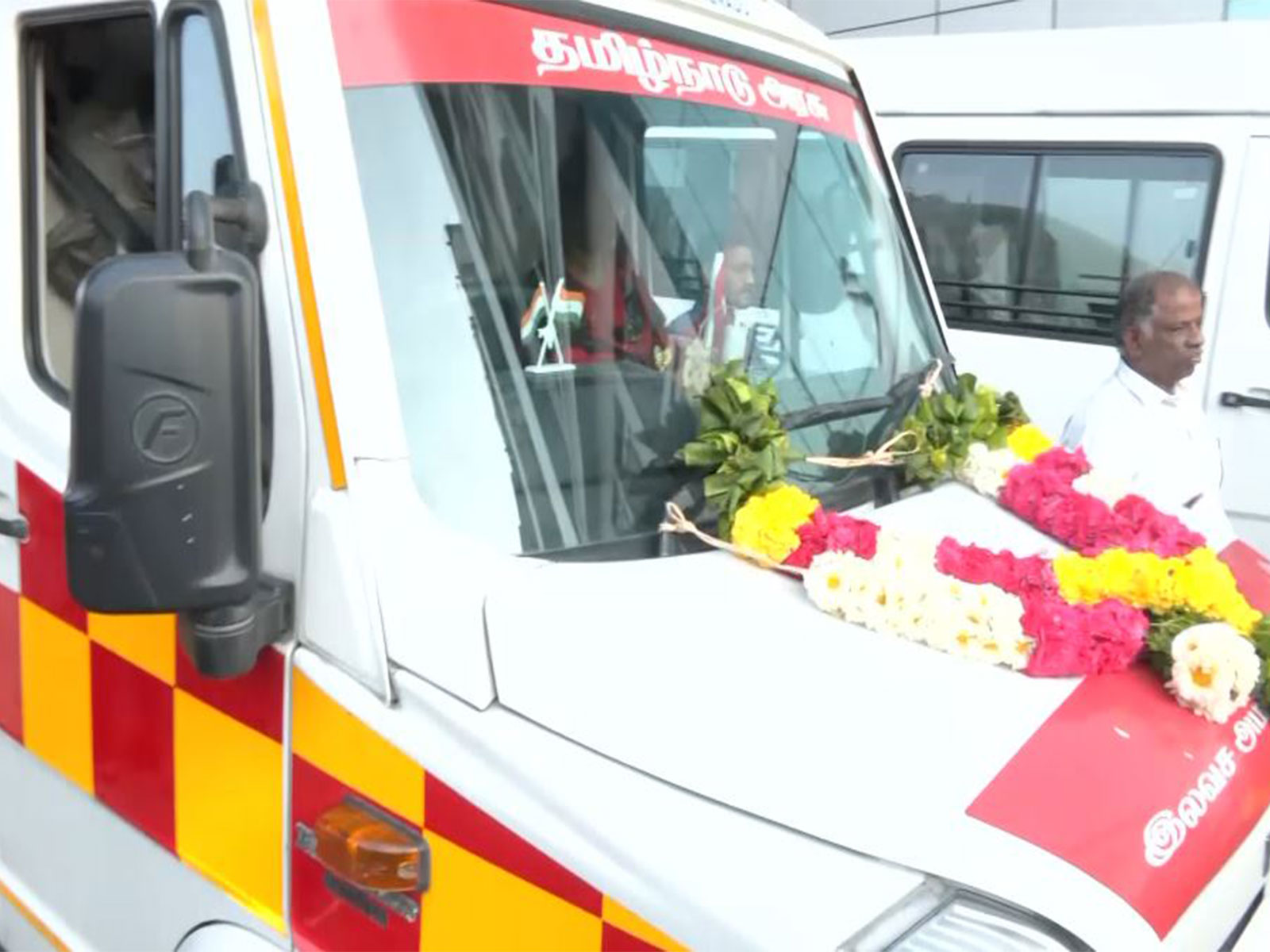 Visual outside Rajiv Gandhi Government General Hospital in Chennai (Photo/ANI)