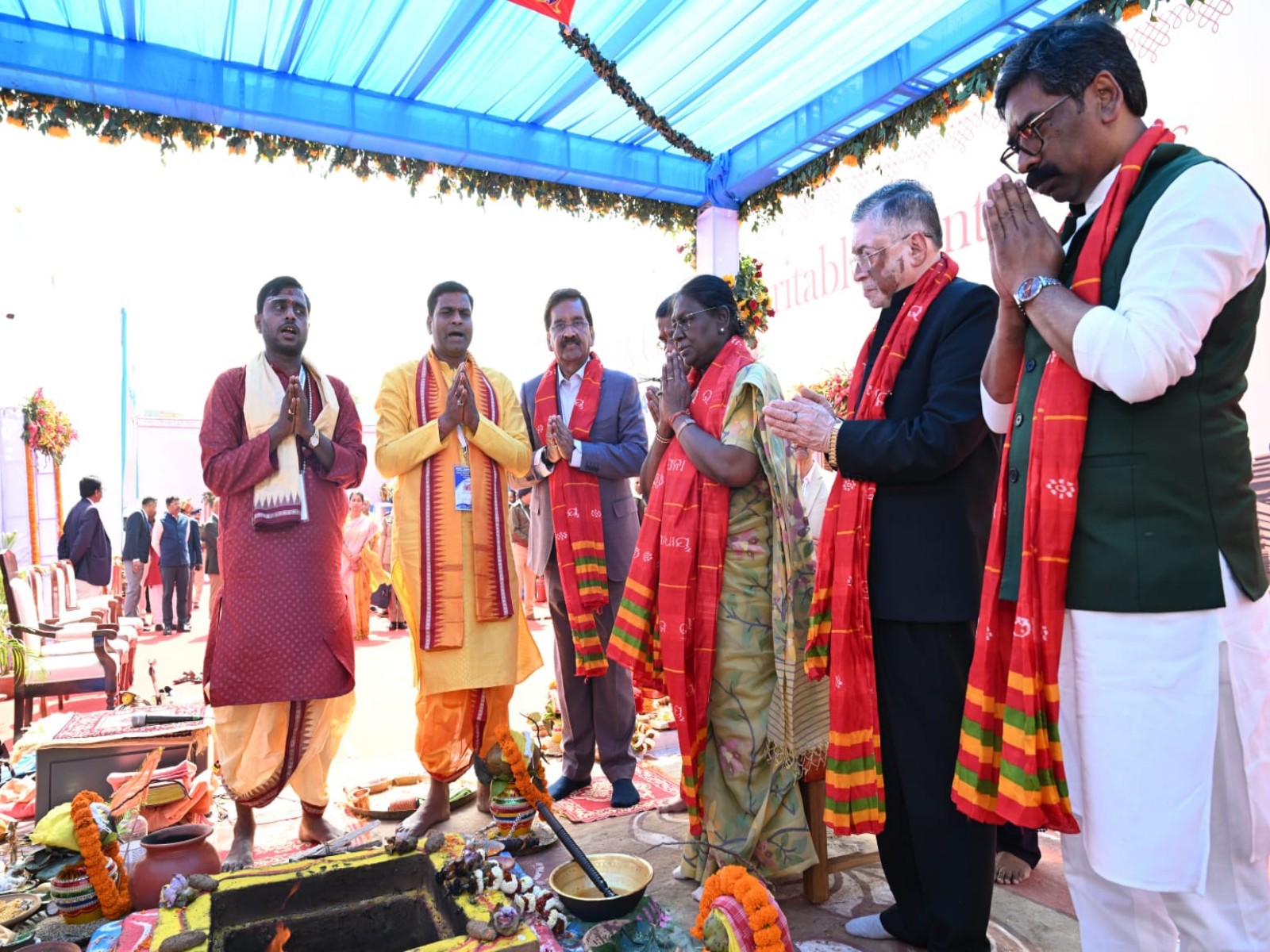President Droupadi Murmu participates in Bhoomi Pujan ceremony of Shri Jagannath temple inJamshedpur (Photo/ANI)