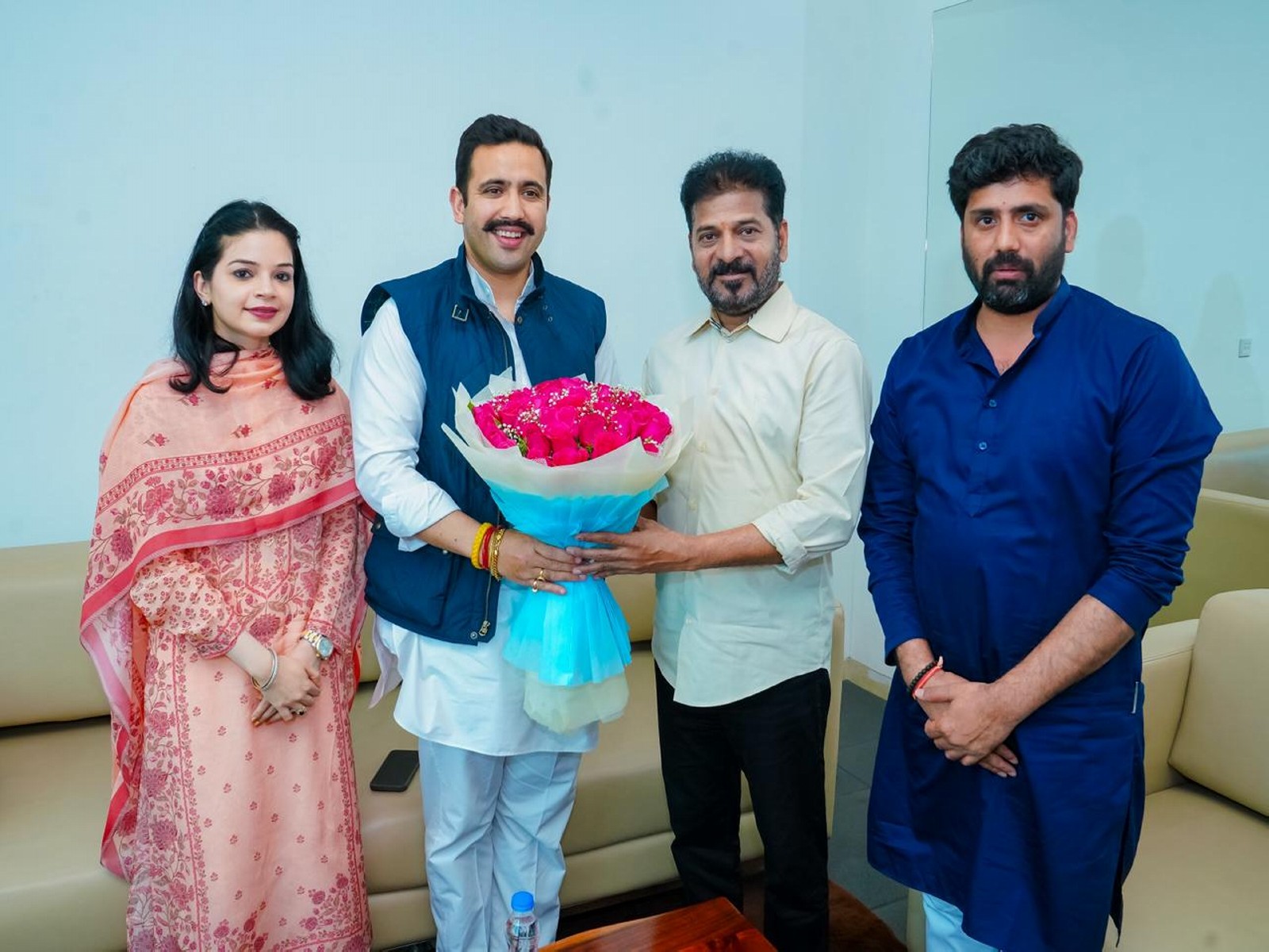 Himachal Pradesh Minister Vikramaditya Singh with CM Revanth Reddy (Photo/X/@revanth_anumula)