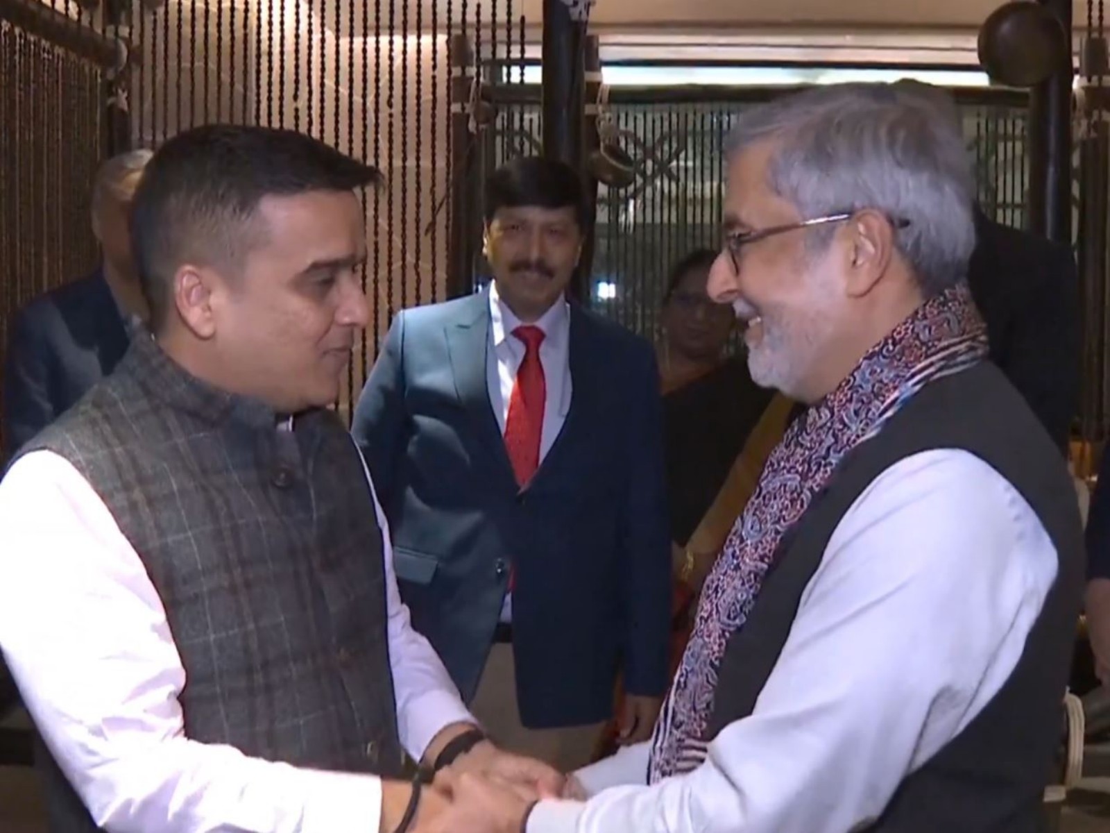 Harsh Sanghavi, Gujarat Deputy CM with Micron President & CEO Sanjay Mehrotra (Photo/@sanghaviharsh)