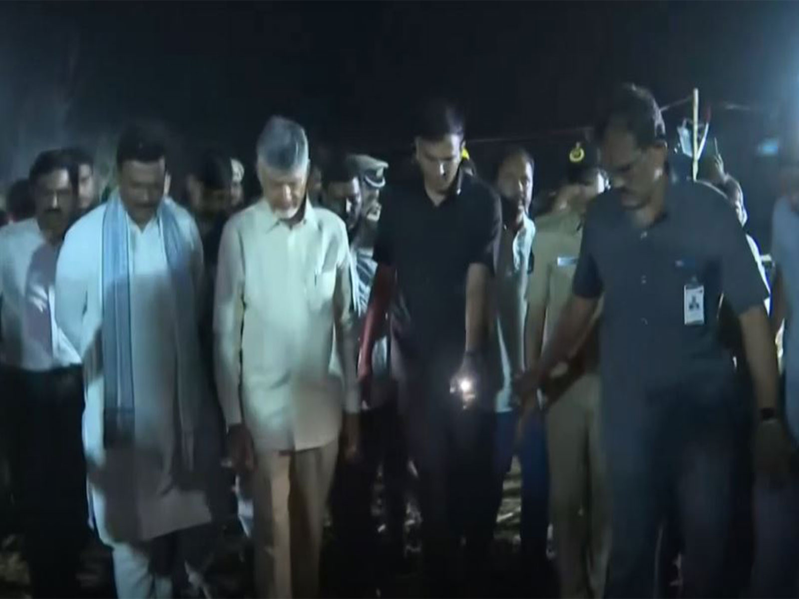 Chief Minister Chandrababu Naidu visited the  fireworks accident victims (Photo/ Telugu Desam Party Official)