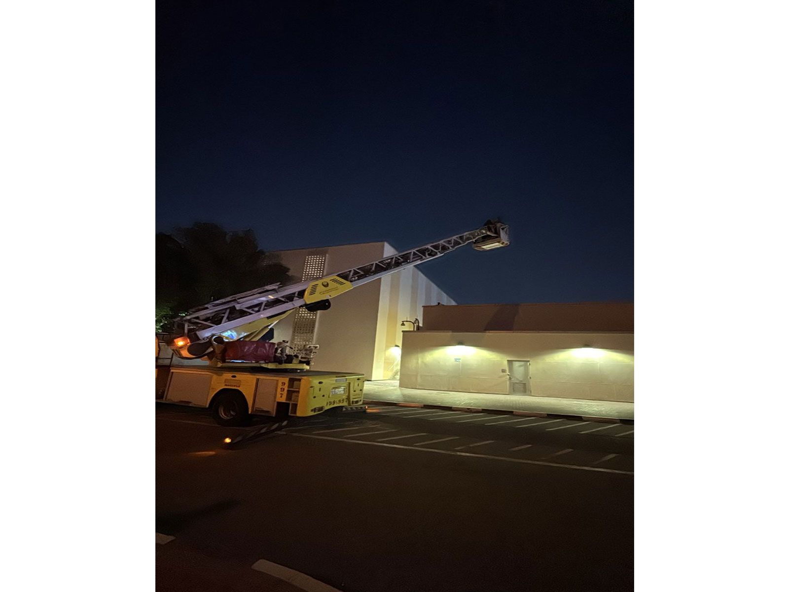 Fire near the US Consulate in Dubai has been fully extinguished. (Photo/@DXBMediaOffice)