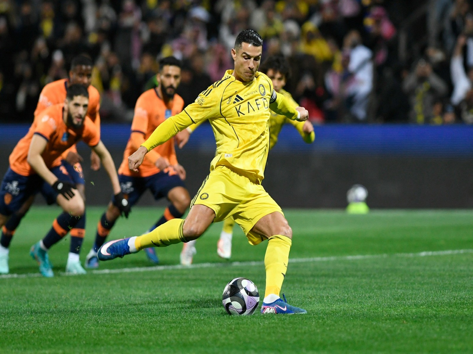 Ronaldo in action during Al-Nassr's match (Photo: Reuters) Ronaldo in action during Al-Nassr's match (Photo: Reuters)