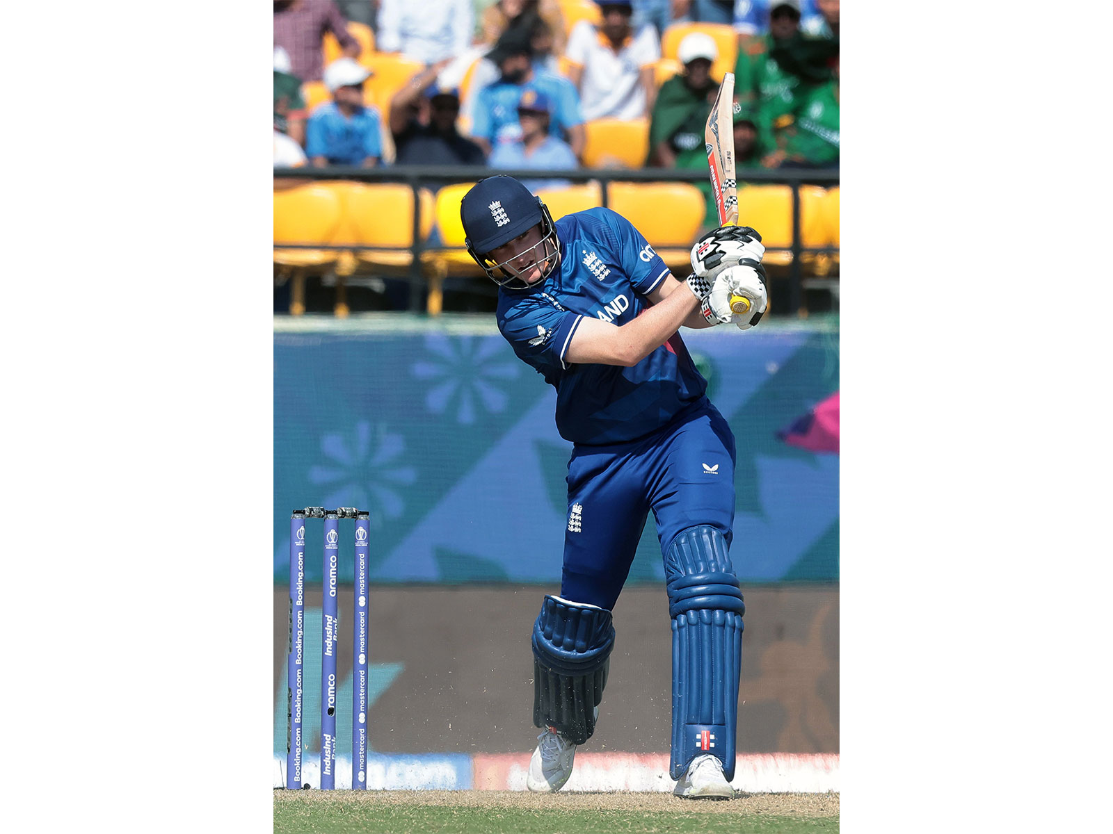 Modi calls for peace as US sinks Iran warship near India's coast | Quick Digest