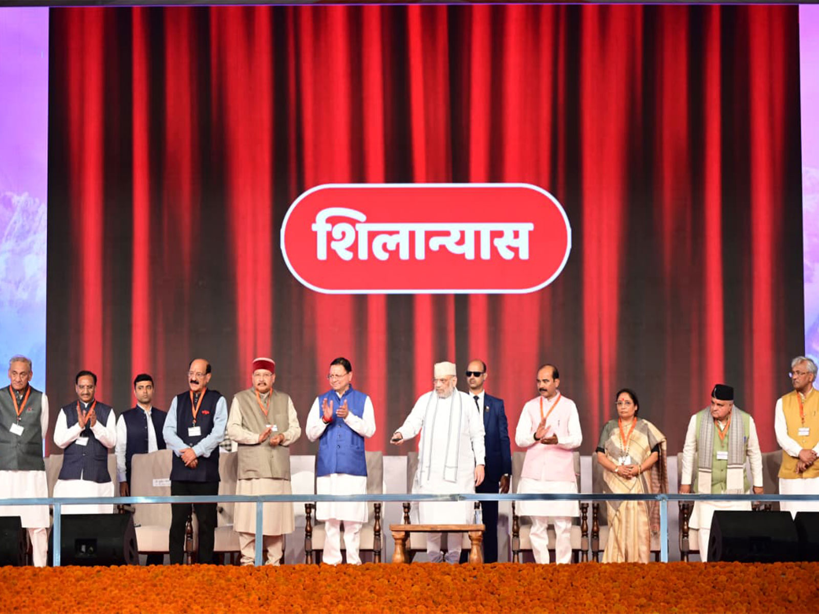 Union Minister Amit Shah, Uttarakhand CM Dhami (Photo/ANI)