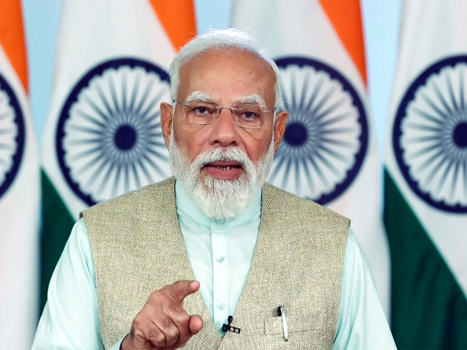 PM Modi extends greetings on International Women’s Day