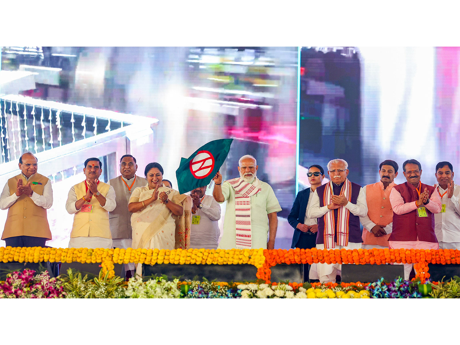 PM Narendra Modi inaugurates Majlis Park–Maujpur Babarpur Corridor (Pink Line) and the Deepali Chowk–Majlis Park Corridor of the Delhi Metro (Photo/ANI)