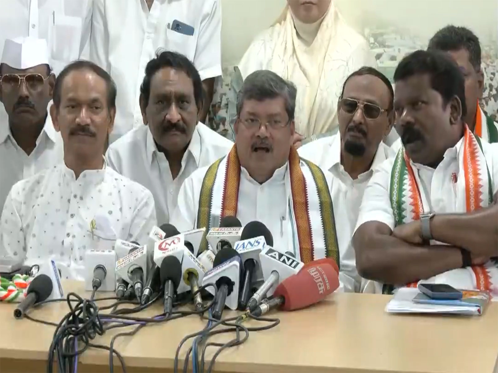 Congress General Secretary Mukul Wasnik (Photo/ANI)