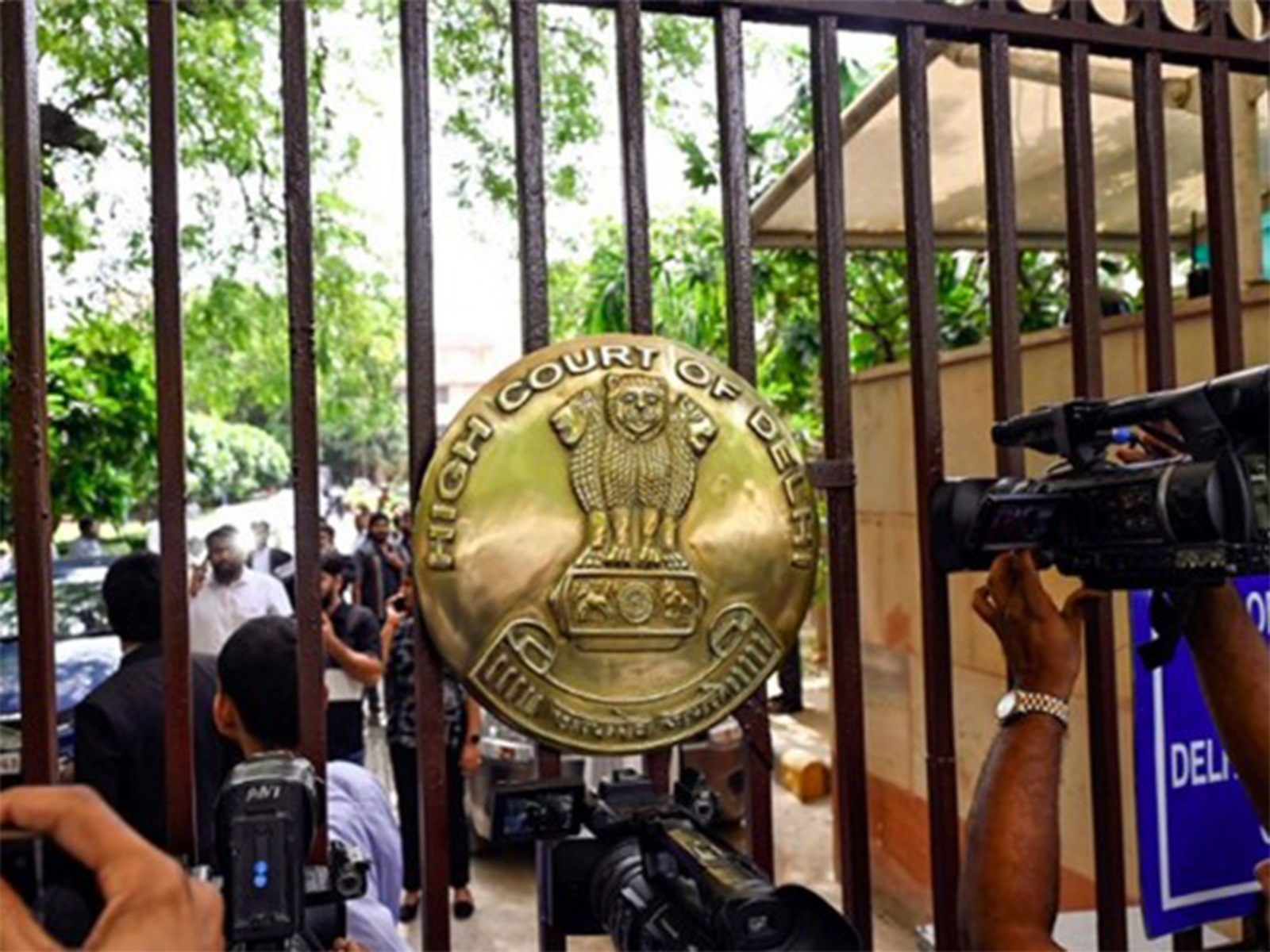 Excise Case:  Delhi HC says it will stay remarks against CBI