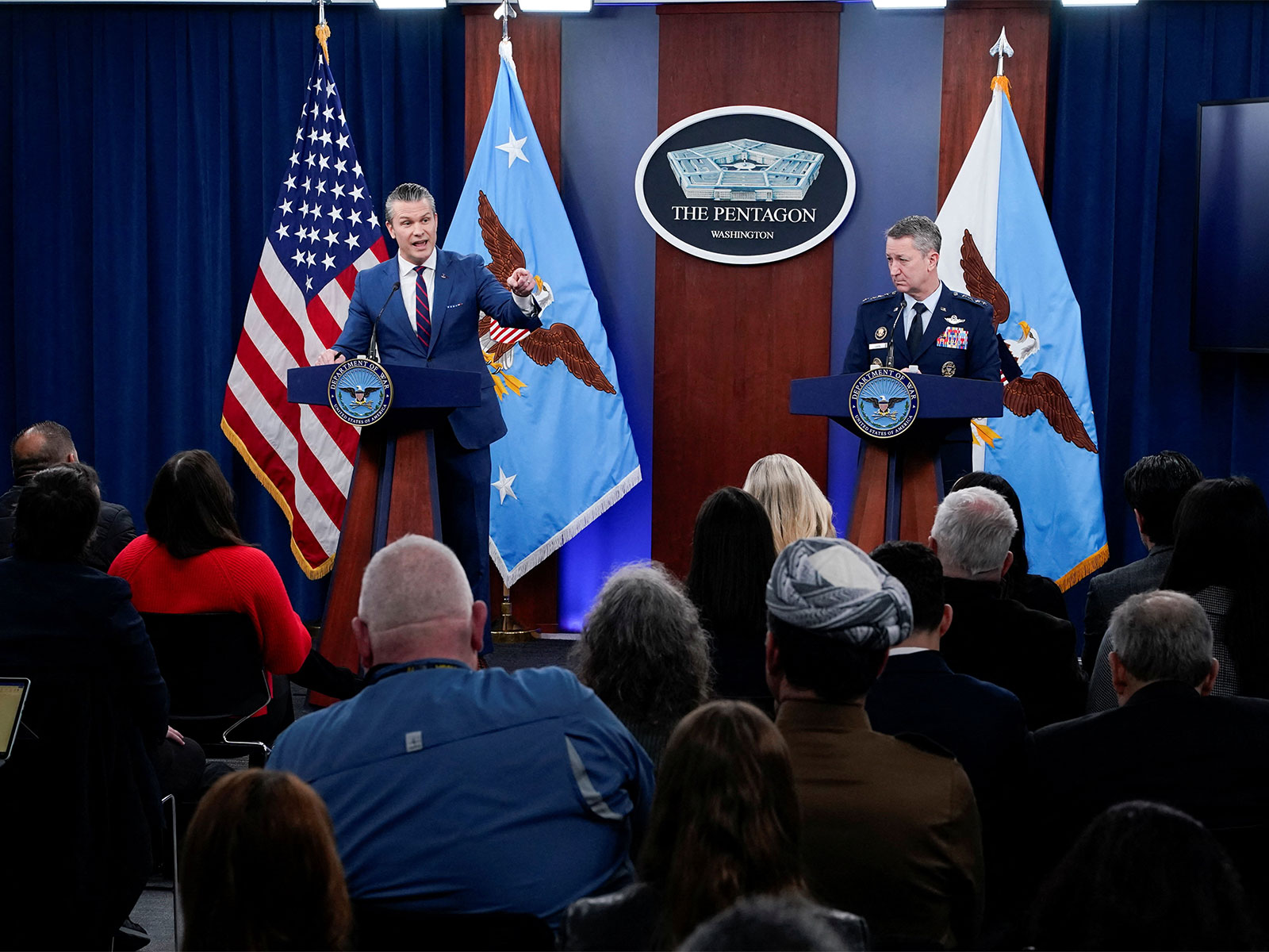 United States Secretary of War Pete Hegseth and Chairman of the Joint Chiefs of Staff, Air Force General Dan Caine (Photo/Reuters)