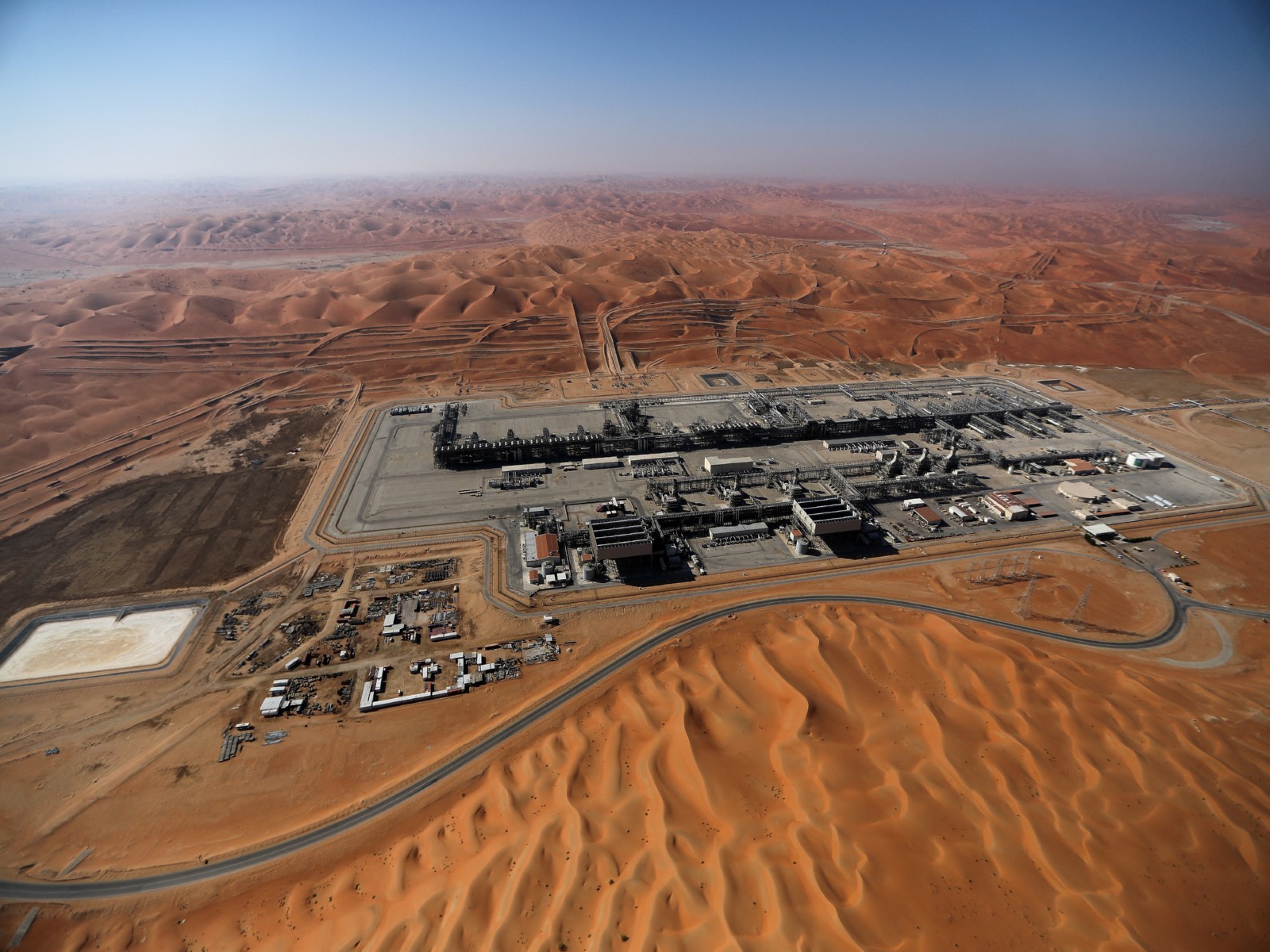 General view of Saudi Aramco’s Shaybah oil field located in the Empty Quarter, Saudi Arabia. (Photo/Reuters) General view of Saudi Aramco’s Shaybah oil field located in the Empty Quarter, Saudi Arabia. (Photo/Reuters)