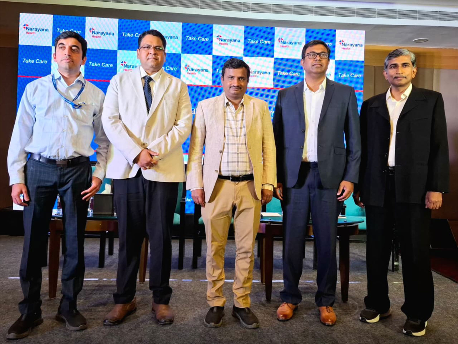 At Narayana Health’s Robotic Cardiac Surgery Milestone Event (L to R): Dr. Rahul Rao; Dr. Praveen R Tambrallimath; Dr. Raghu MG; Dr. Thiruthani Kumaran M M; Dr. Kiran K
