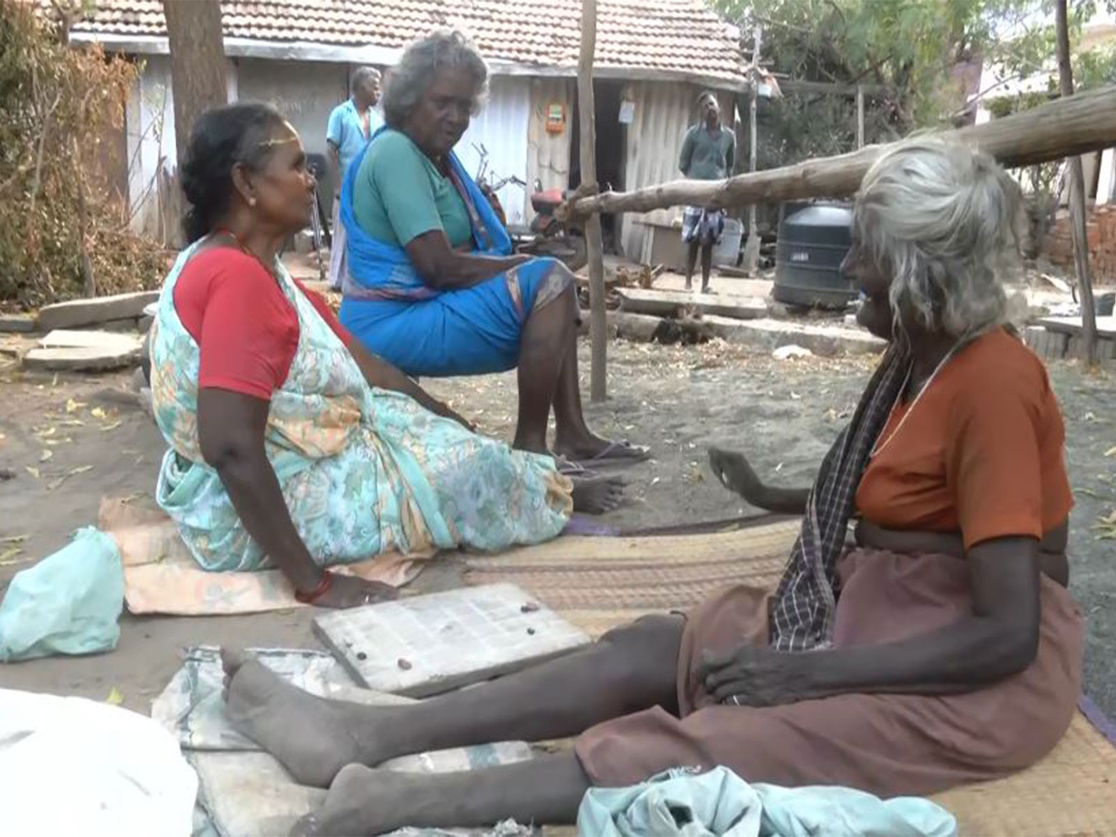 Residents of Theerthakadu allege lack of basic facilities