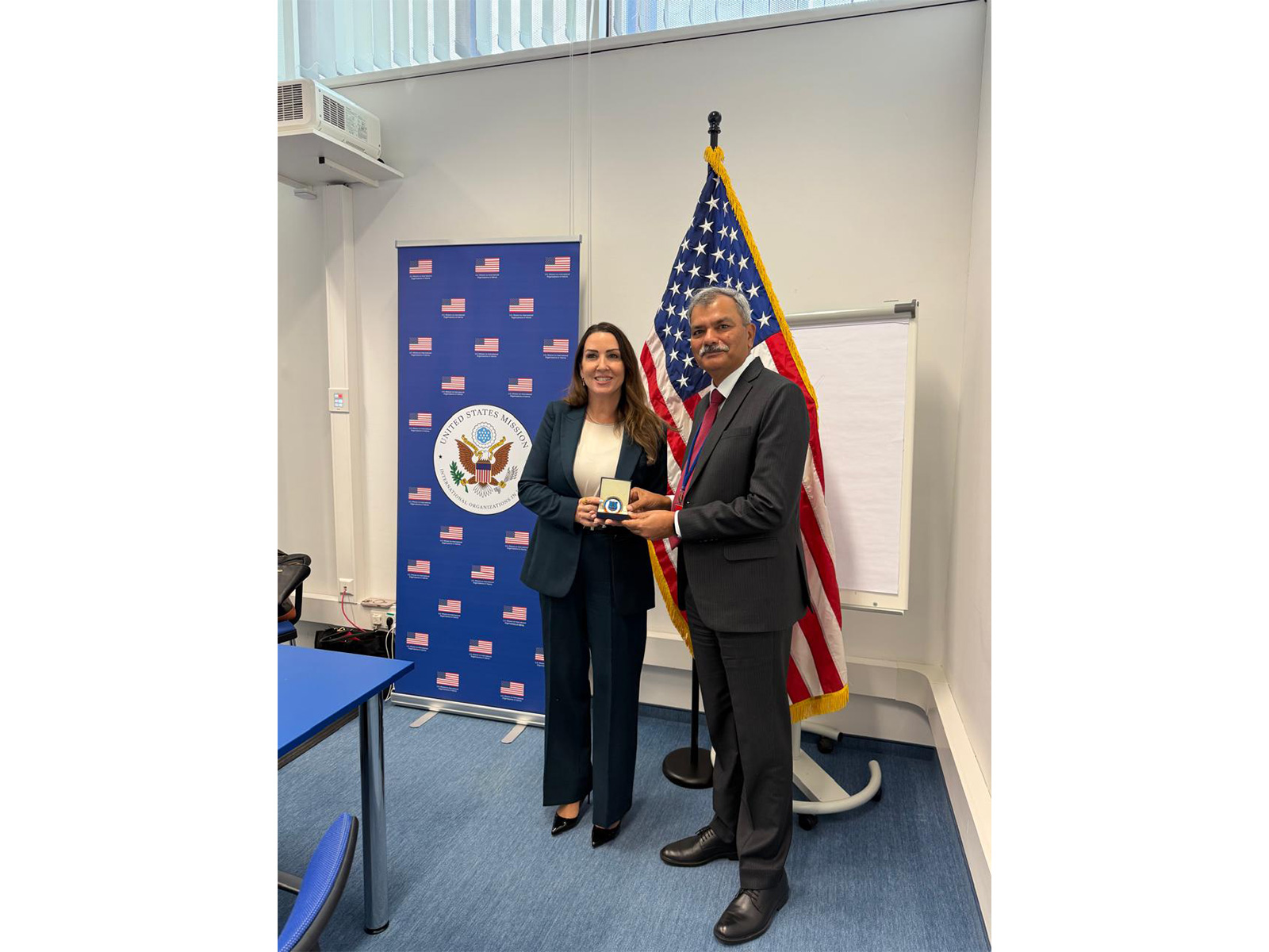 Director General of NCB, Anurag Garg and Sara Carter, Director of the White House Office of National Drug Control Policy (ONDCP) (Photo/X@narcoticsbureau)