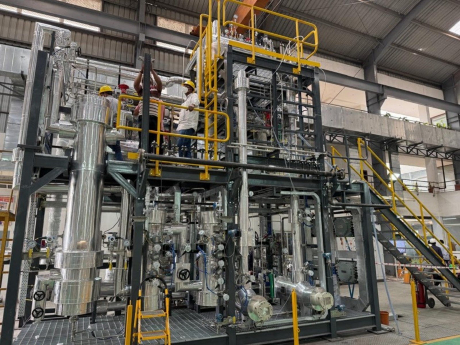 Indigenous technology to produce Dimethyl Ether (DME) (Photo/CSIR NCL) Indigenous technology to produce Dimethyl Ether (DME) (Photo/CSIR NCL)