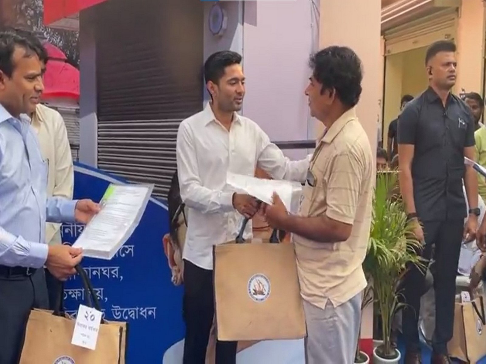 TMC MP Abhishek Banerjee hands over renovated stalls (Photo/Facebook/Abhishek Banerjee) TMC MP Abhishek Banerjee hands over renovated stalls (Photo/Facebook/Abhishek Banerjee)