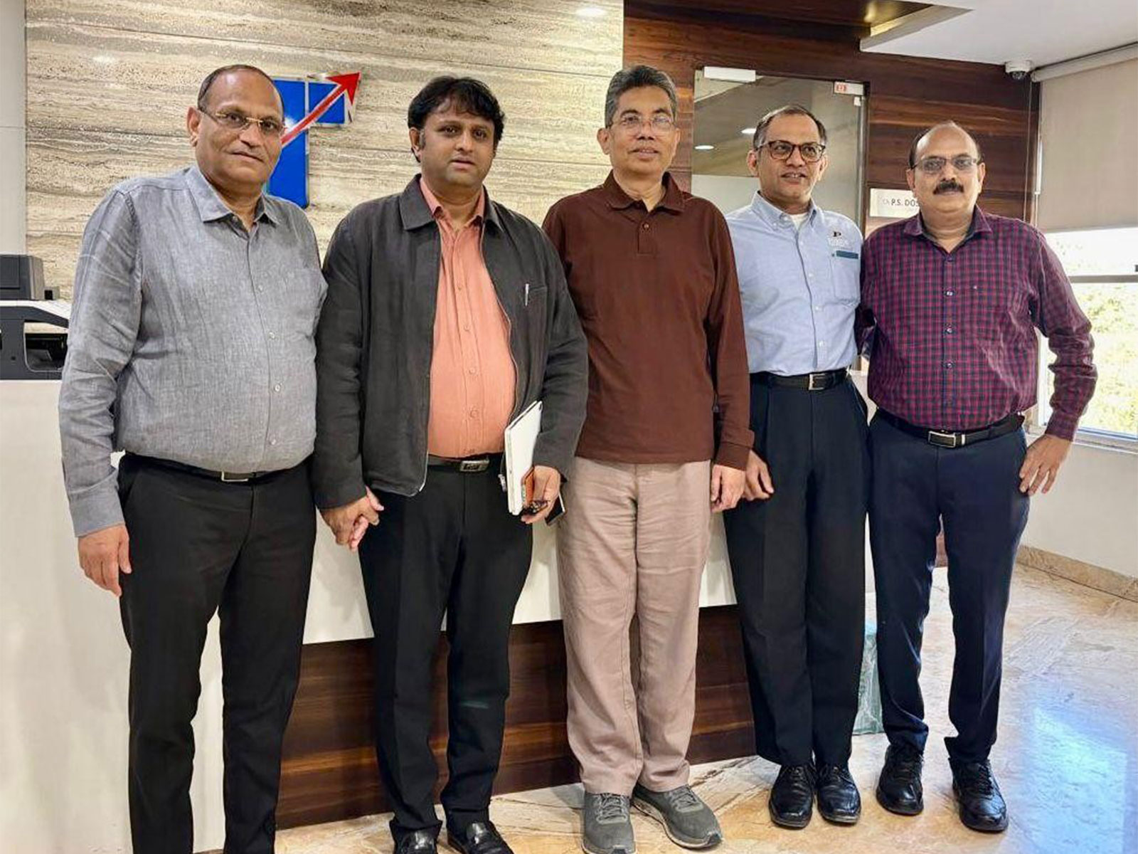 Mr. Parsmal Doshi, Mr Prasad Kiran Thakur, Mr Nandan Vinayak Rao Kundetkar, Mr Manoj S Patankar, Mr Dhanpal Doshi Mr. Parsmal Doshi, Mr Prasad Kiran Thakur, Mr Nandan Vinayak Rao Kundetkar, Mr Manoj S Patankar, Mr Dhanpal Doshi
