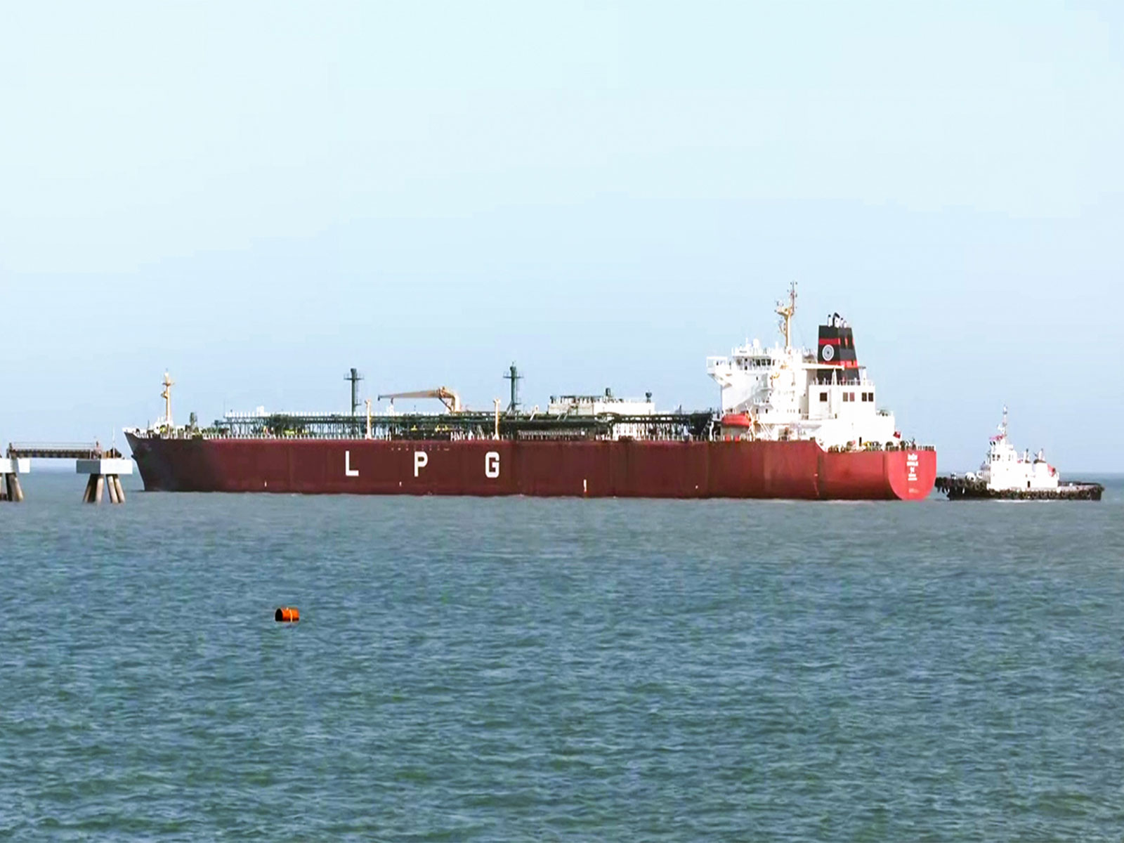 LPG carrier vessel Shivalik, which crossed the Strait of Hormuz, arrives at the Mundra Port (Photo/ANI)