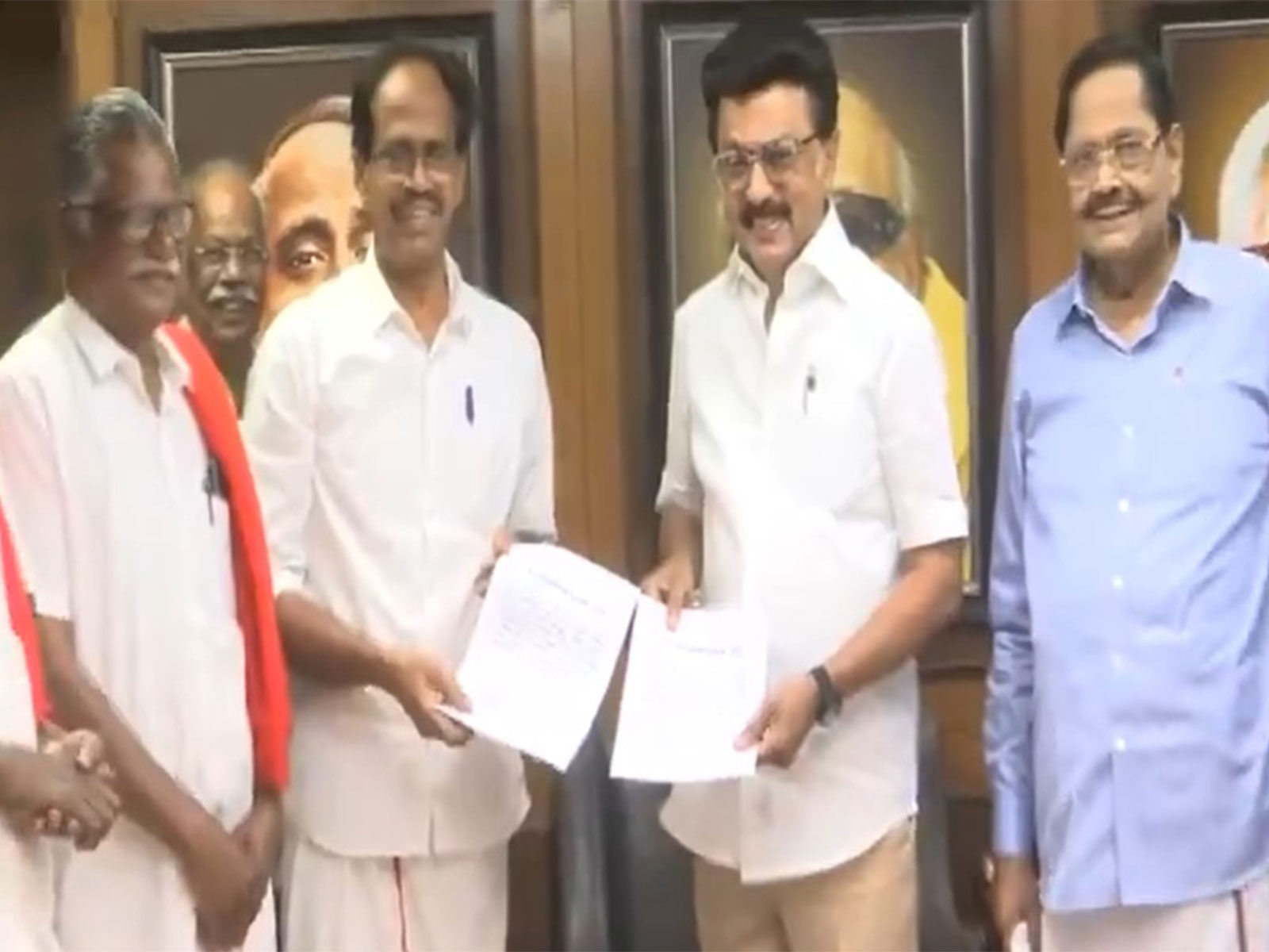 Tamil Nadu Chief Minister MK Stalin and CPI state Secretary M Veerapandian (Photo/DMK)