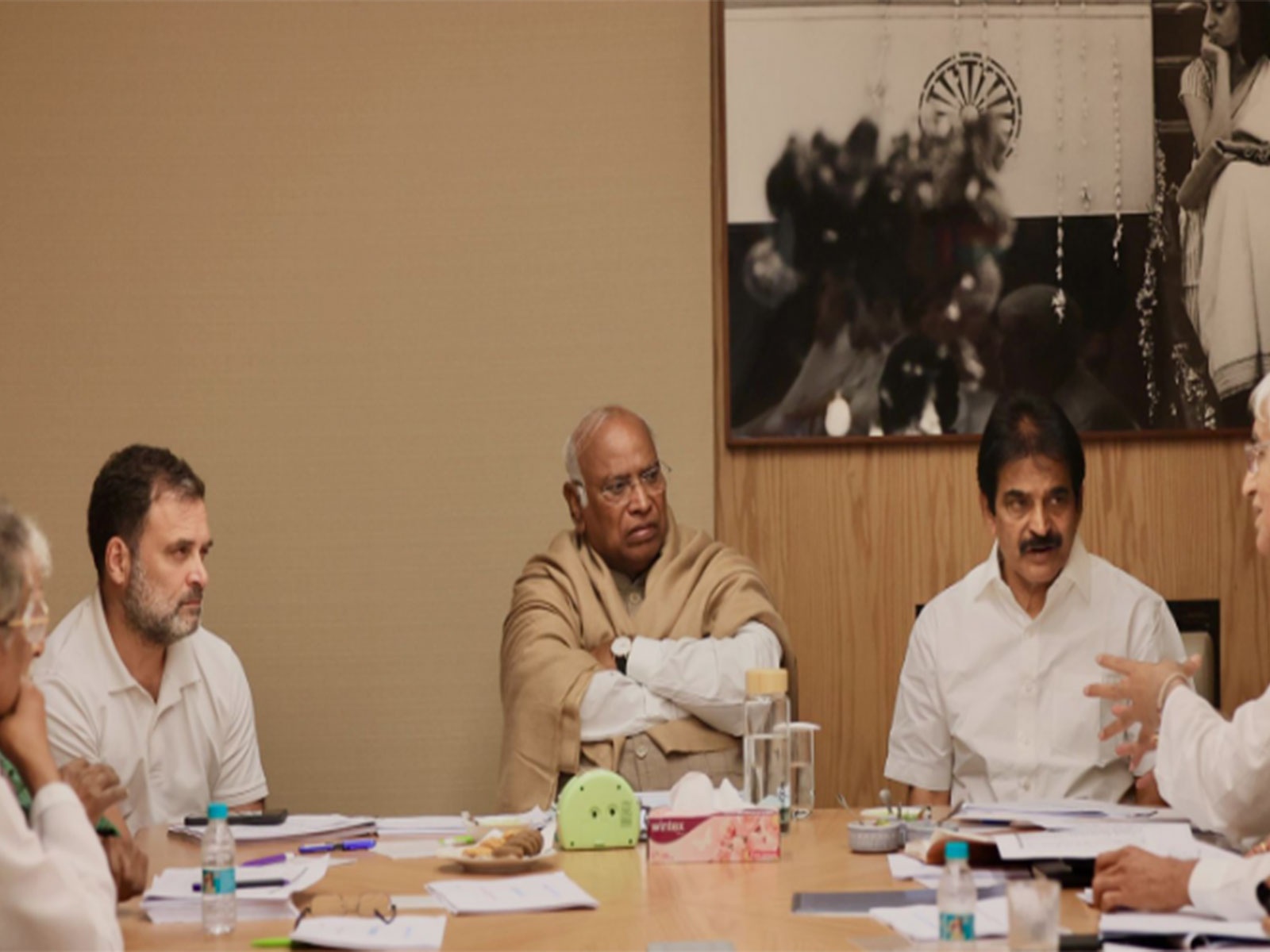 Congress leader Rahul Gandhi meets CEC for Puducherry (Photo/@INCIndia) Congress leader Rahul Gandhi meets CEC for Puducherry (Photo/@INCIndia)
