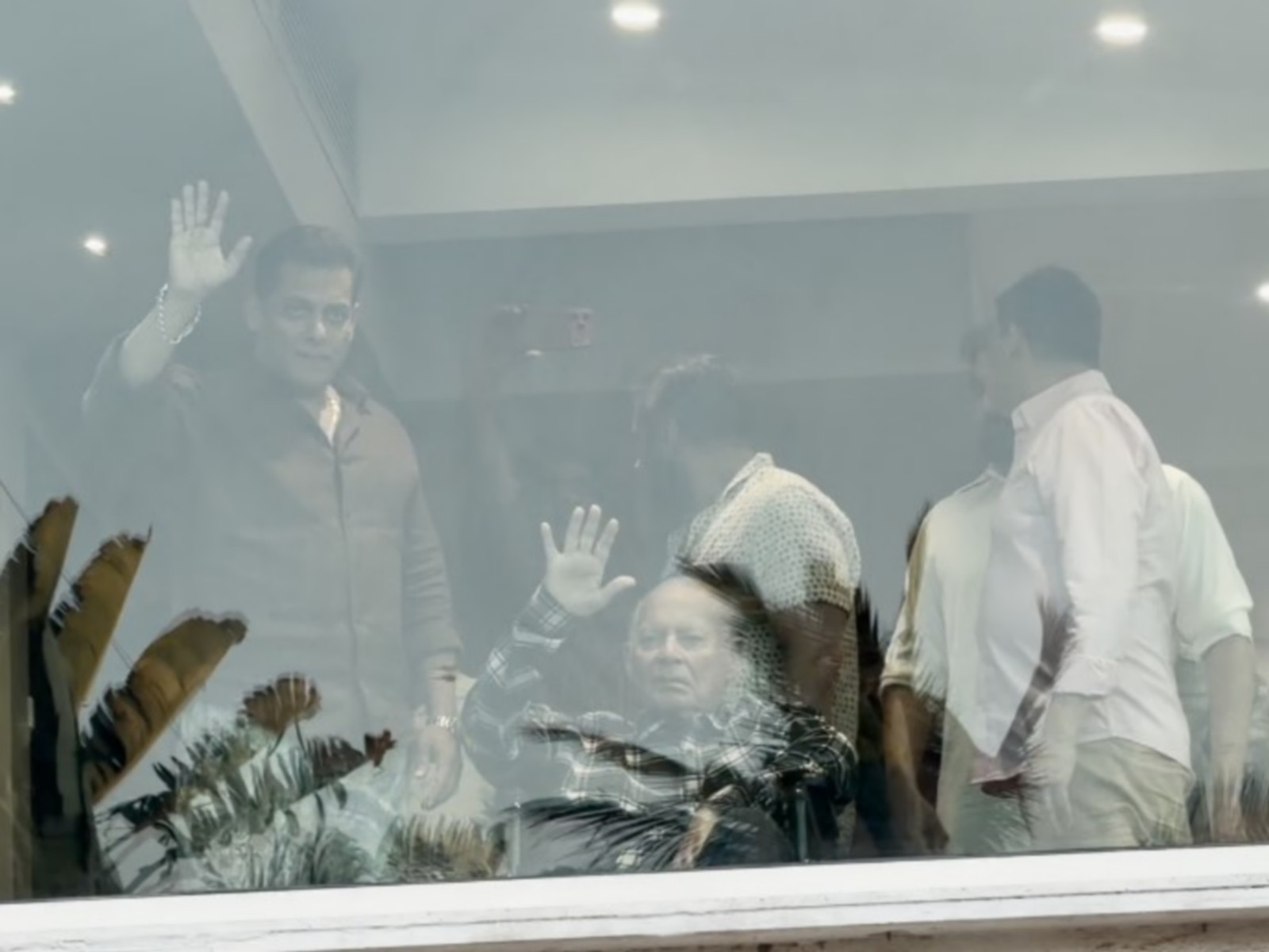 Salman Khan with his dad Salim Khan (Image source: ANI)