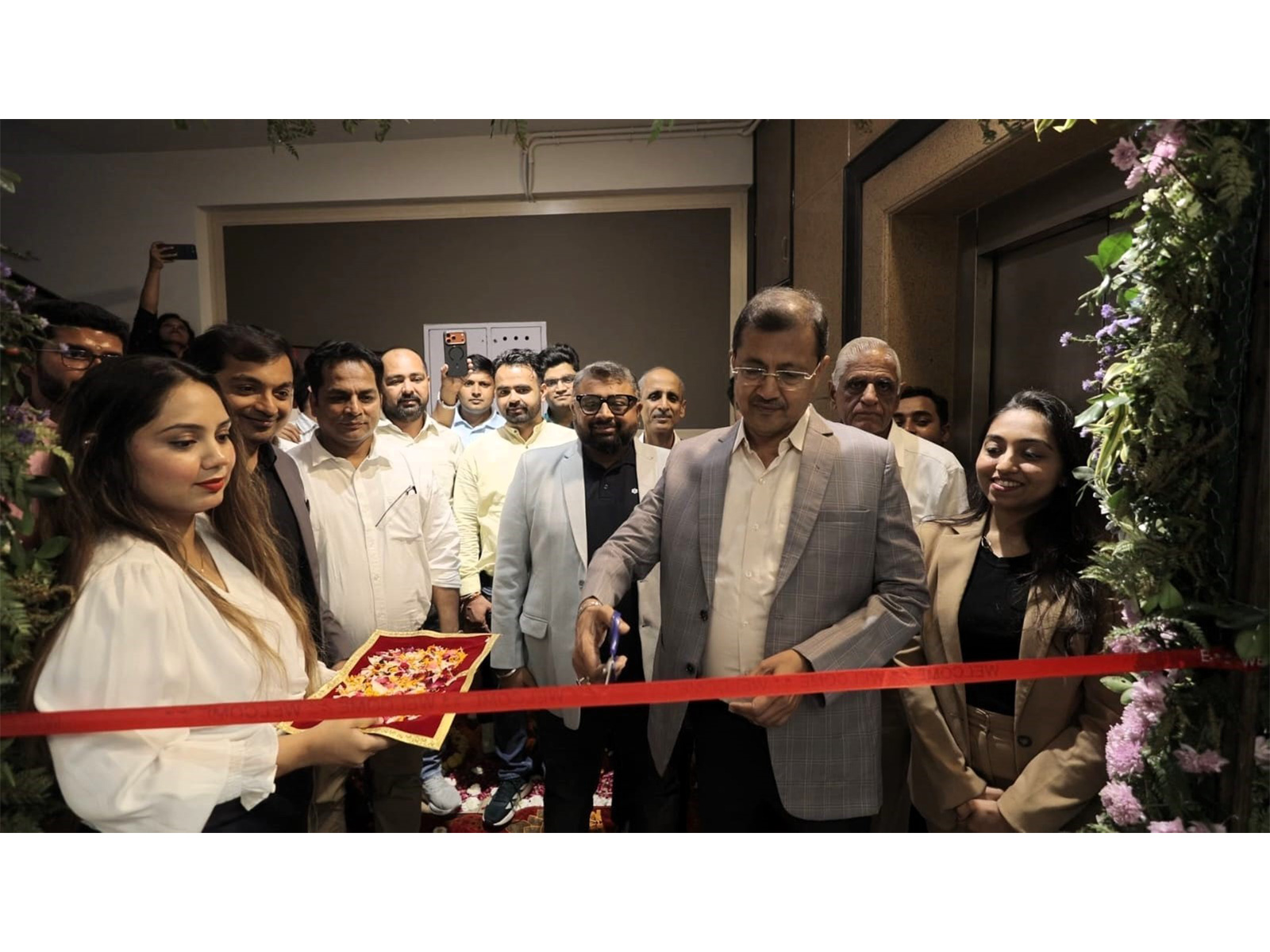 Eurobond Opens Delhi Flagship Experience Centre, Shifting Architectural Sourcing from Desk Catalogues to Immersive Retail Eurobond Opens Delhi Flagship Experience Centre, Shifting Architectural Sourcing from Desk Catalogues to Immersive Retail