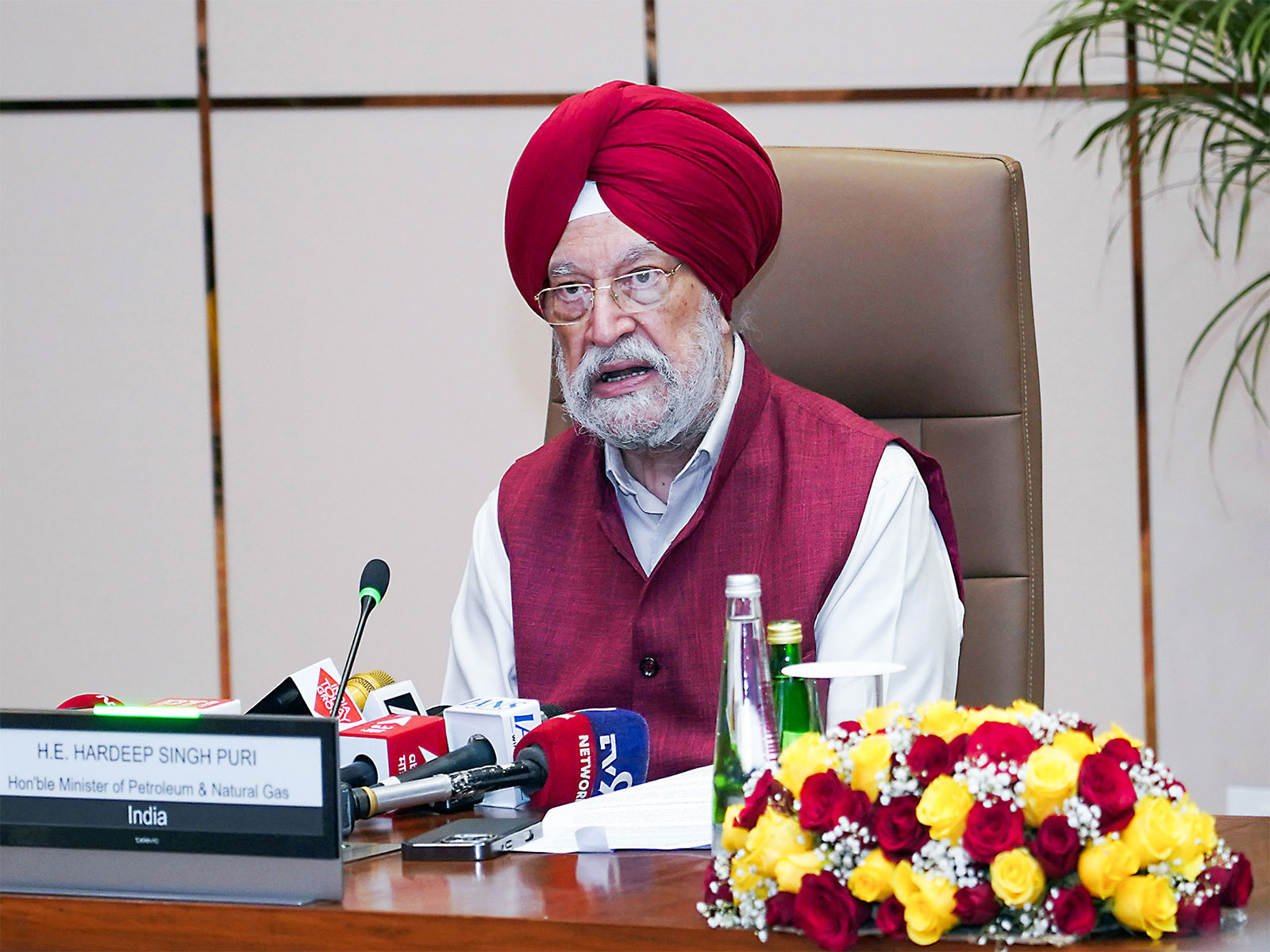 Union Minister of Petroleum and Natural Gas Hardeep Singh Puri (Photo/ANI)