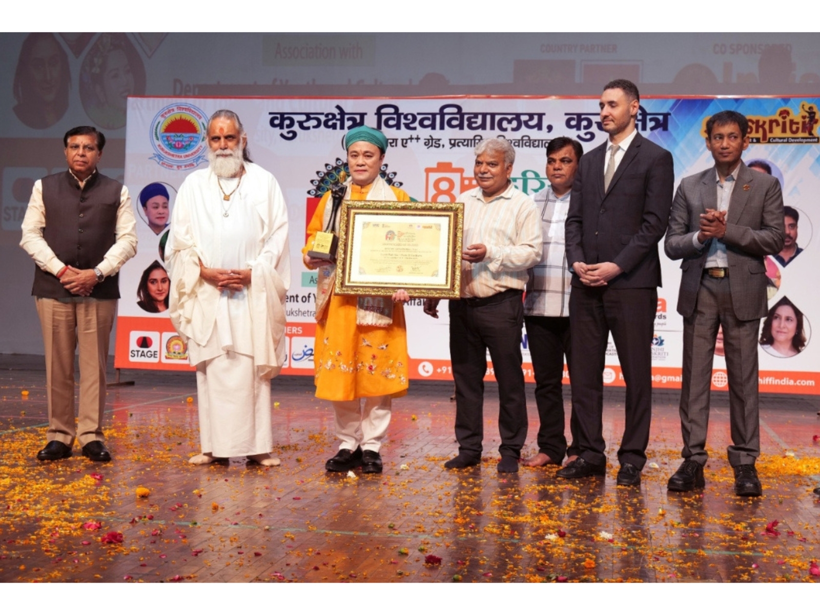 Chu Bao Que wins Best Film at Haryana Fest Chu Bao Que wins Best Film at Haryana Fest