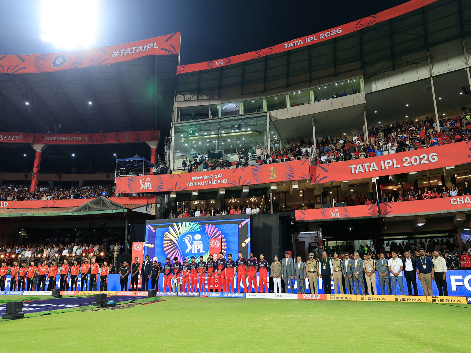 RCB, SRH players observe one-minute silence (Photo: X/@IPL)
